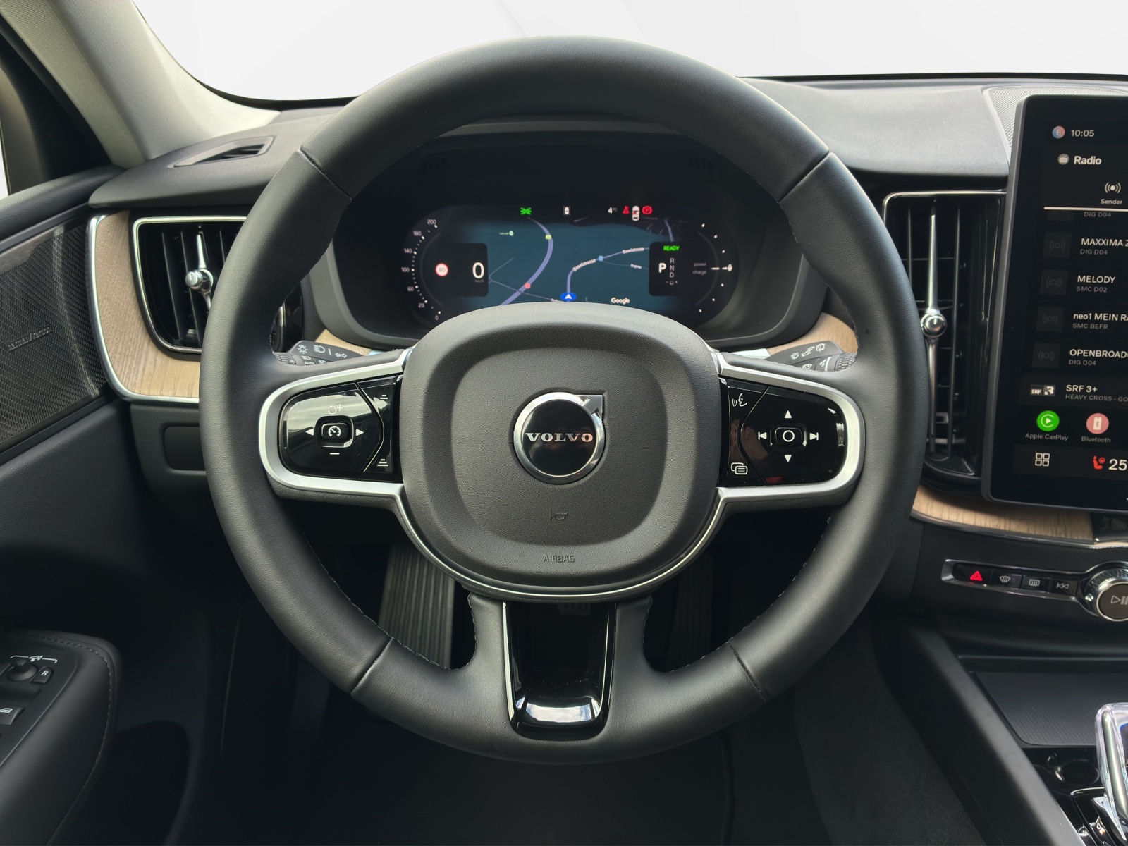 VOLVO XC60 2.0 T6 TE Plus Dark eAWD-image-11