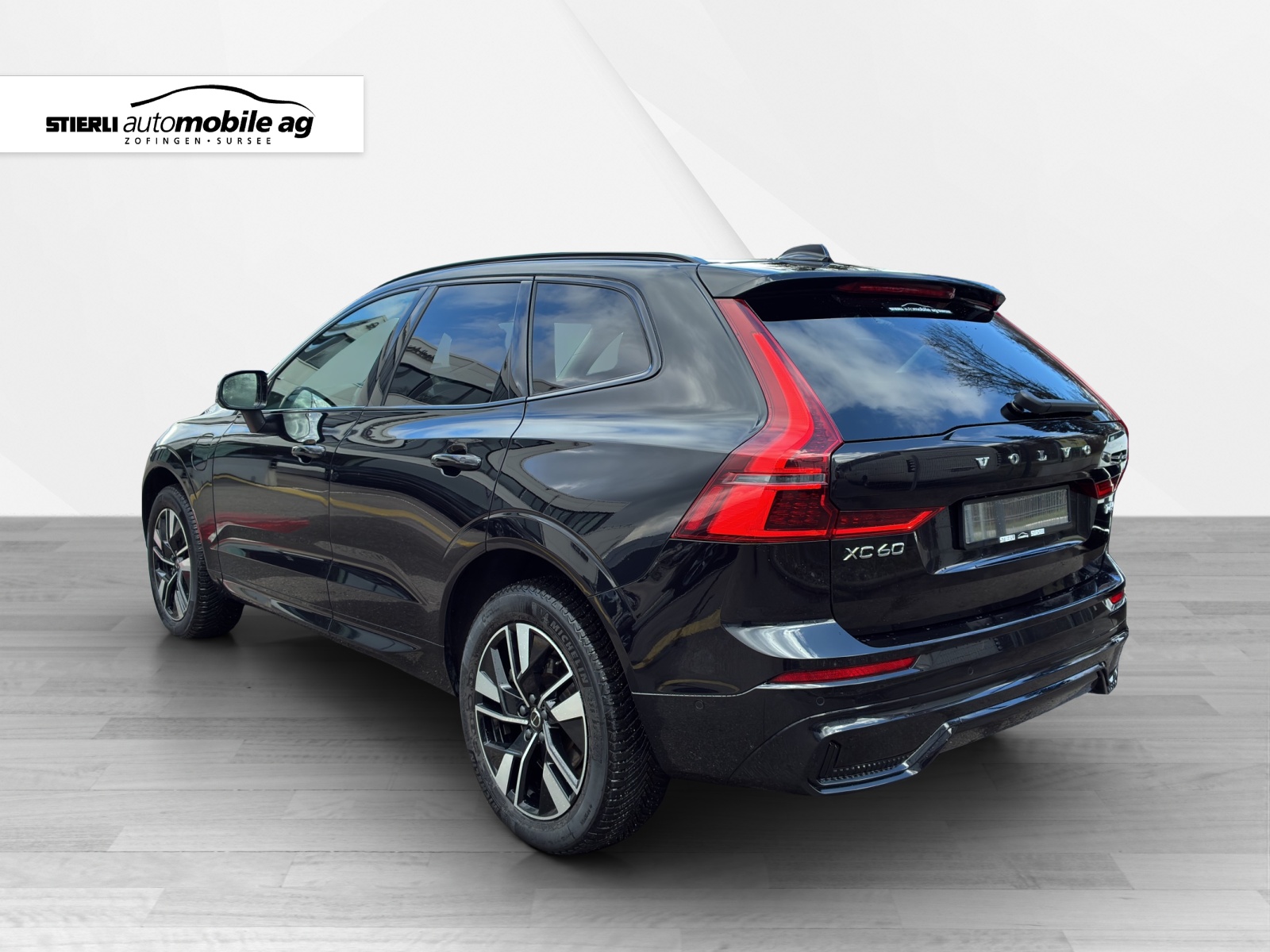 VOLVO XC60 2.0 T6 TE Plus Dark eAWD-image-6