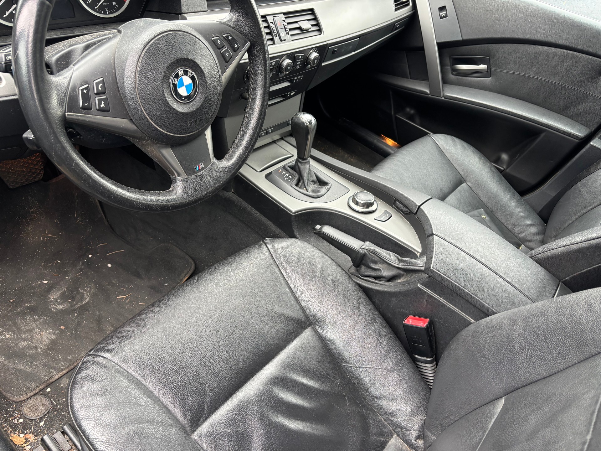 BMW 530xd Touring-image-8