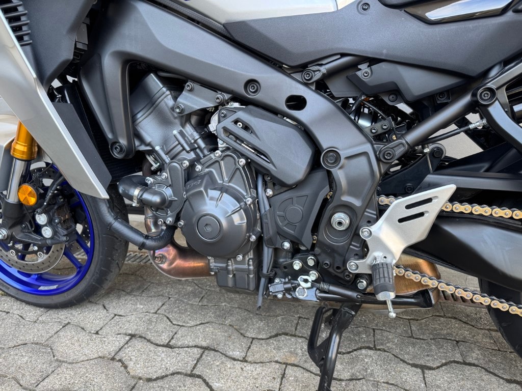 YAMAHA Tracer 9 GT+ Y-AMT-image-4