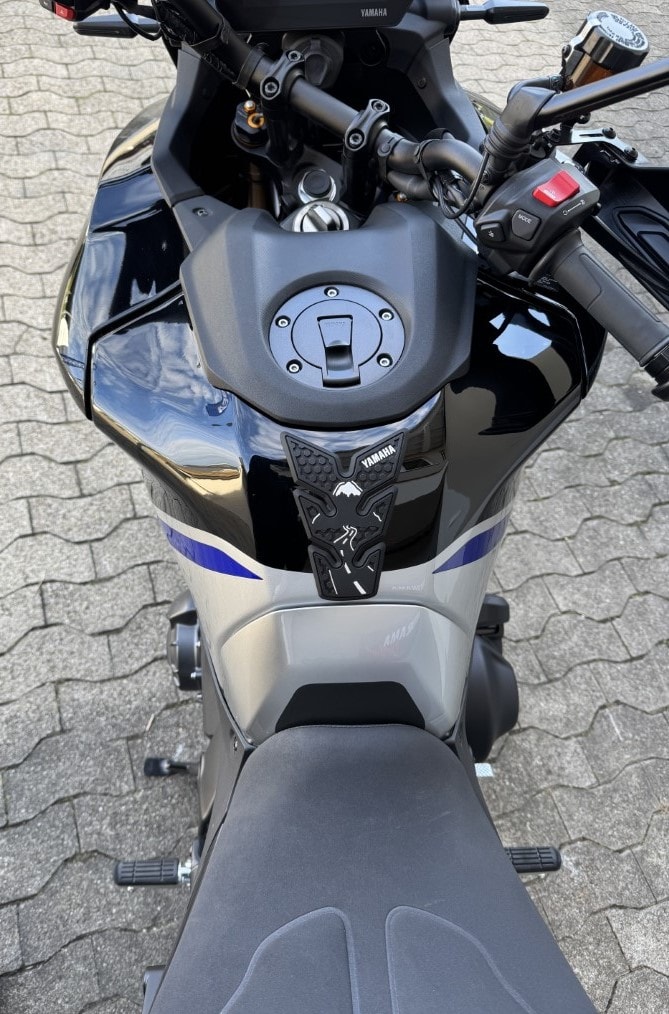 YAMAHA Tracer 9 GT+ Y-AMT-image-9