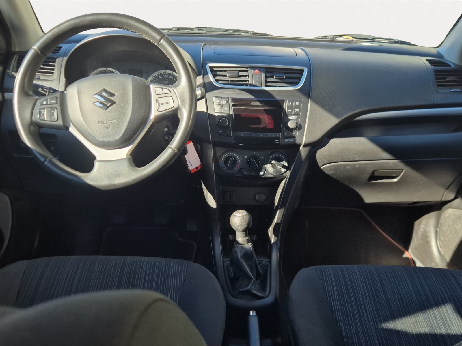 SUZUKI Swift 1.2i 16V Sergio Cellano 4x4-image-11