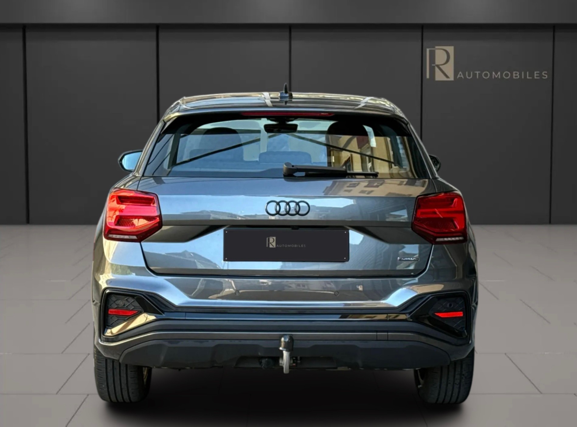 AUDI Q2 40 TFSI S line Attraction quattro S-tronic-showroom-element-3