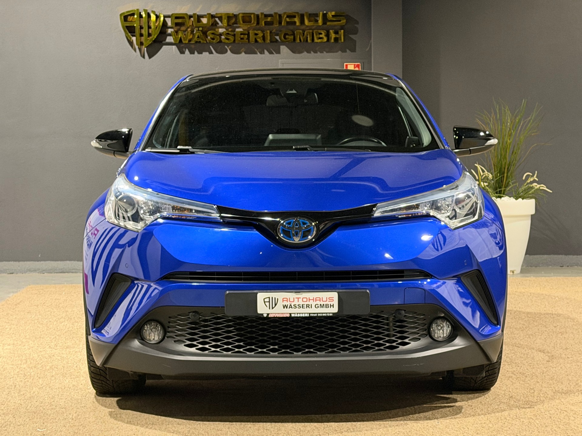 TOYOTA C-HR 1.8 HSD Comfort CVT-image-8