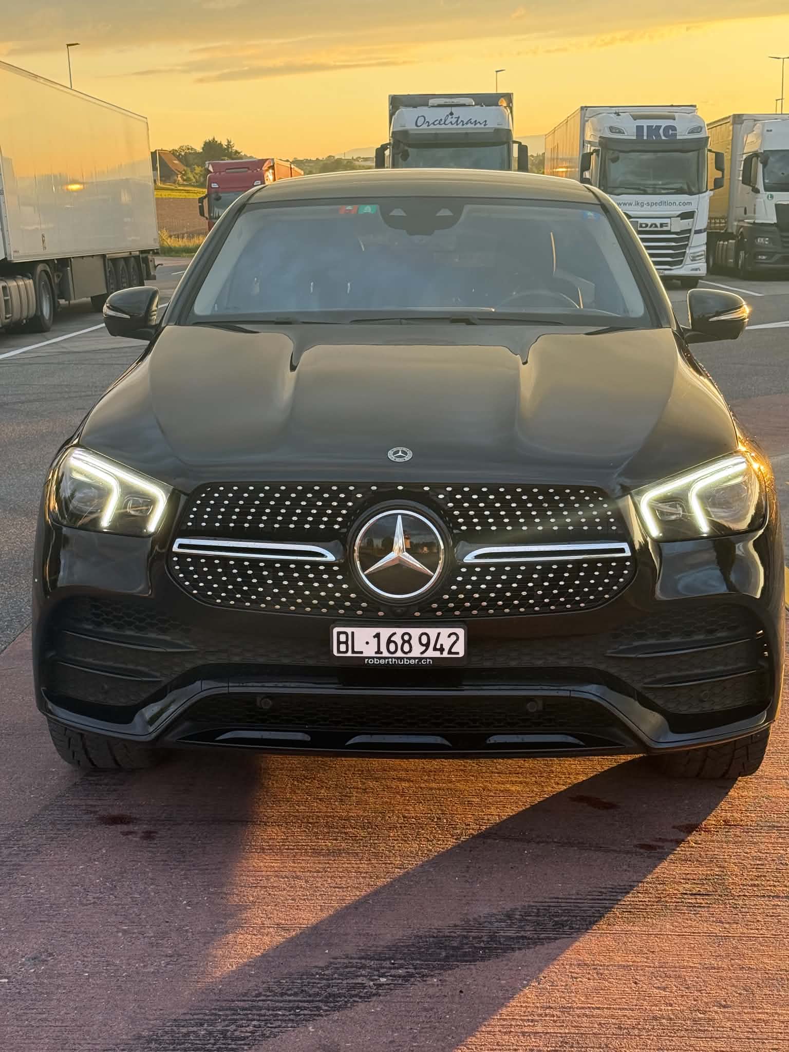 MERCEDES-BENZ GLE 400 d 4matic-image-2