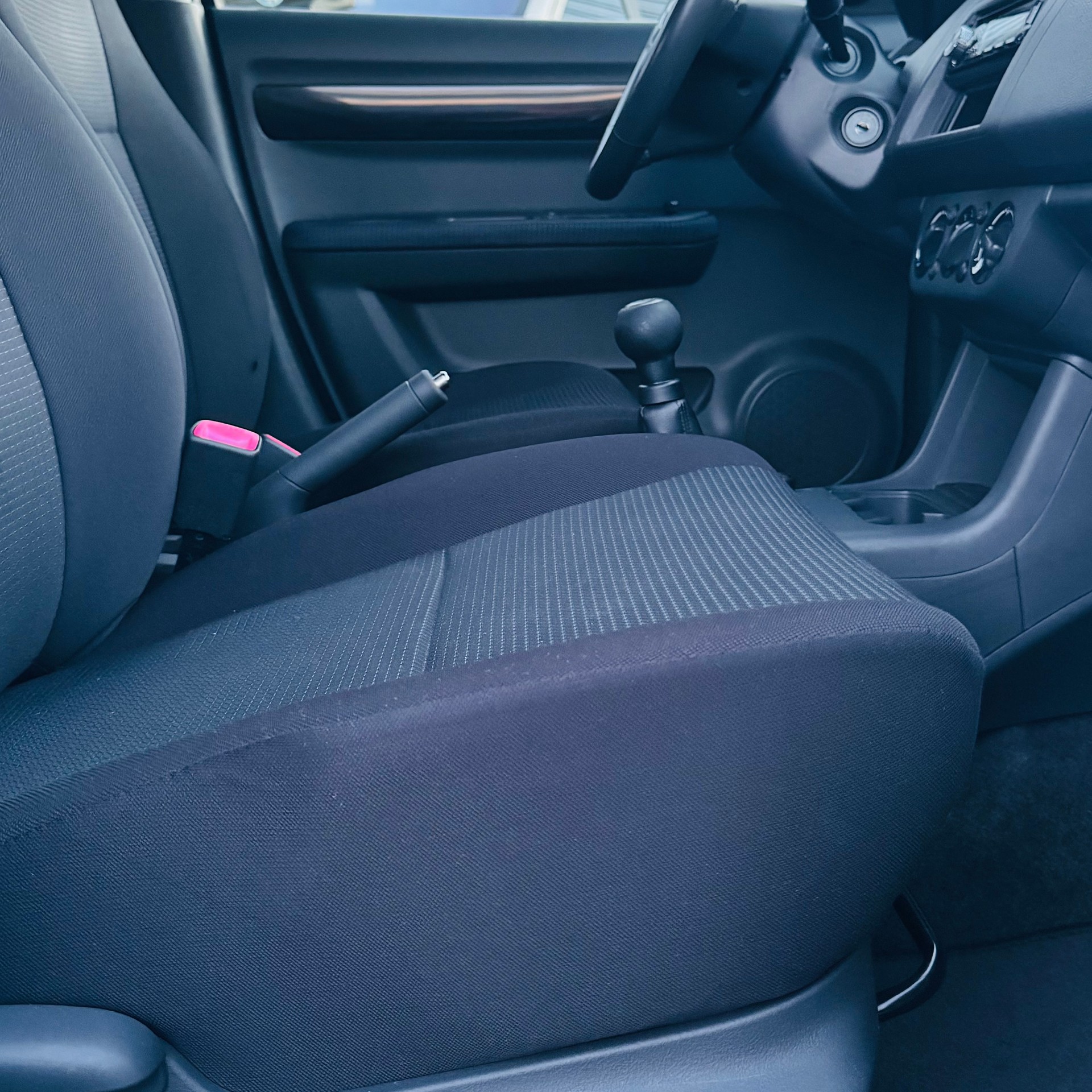 SUZUKI Swift 1.3i 16V GL-image-16