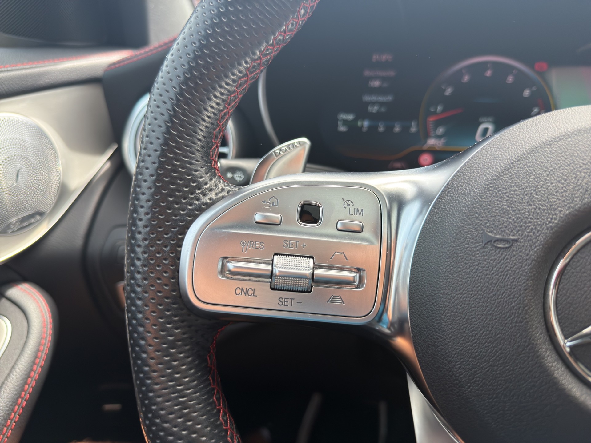 MERCEDES-BENZ GLC 43 AMG 4m Coupé-image-38