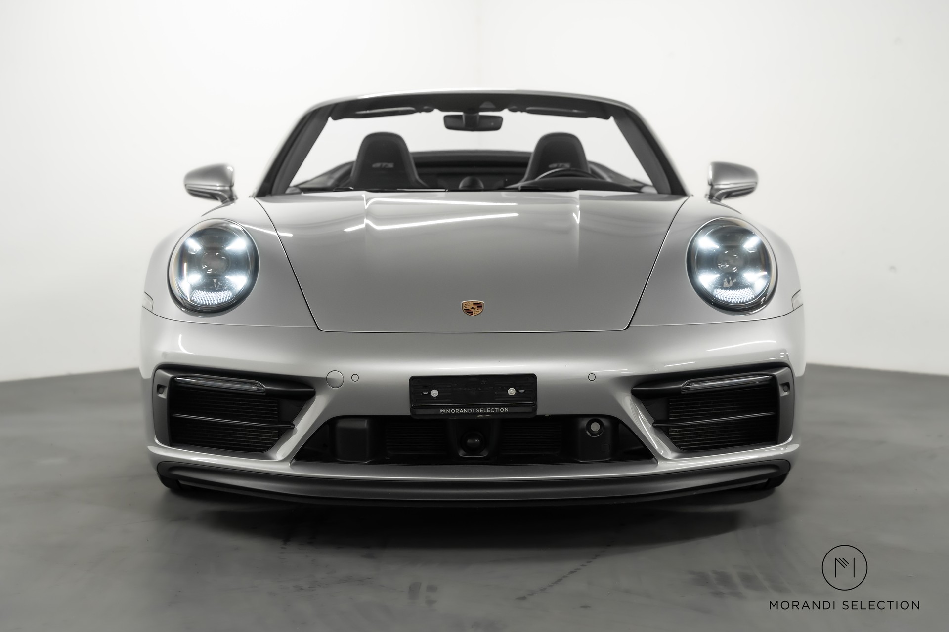 PORSCHE 911 Cabriolet 3.0 Carrera 4 GTS PDK-image-8