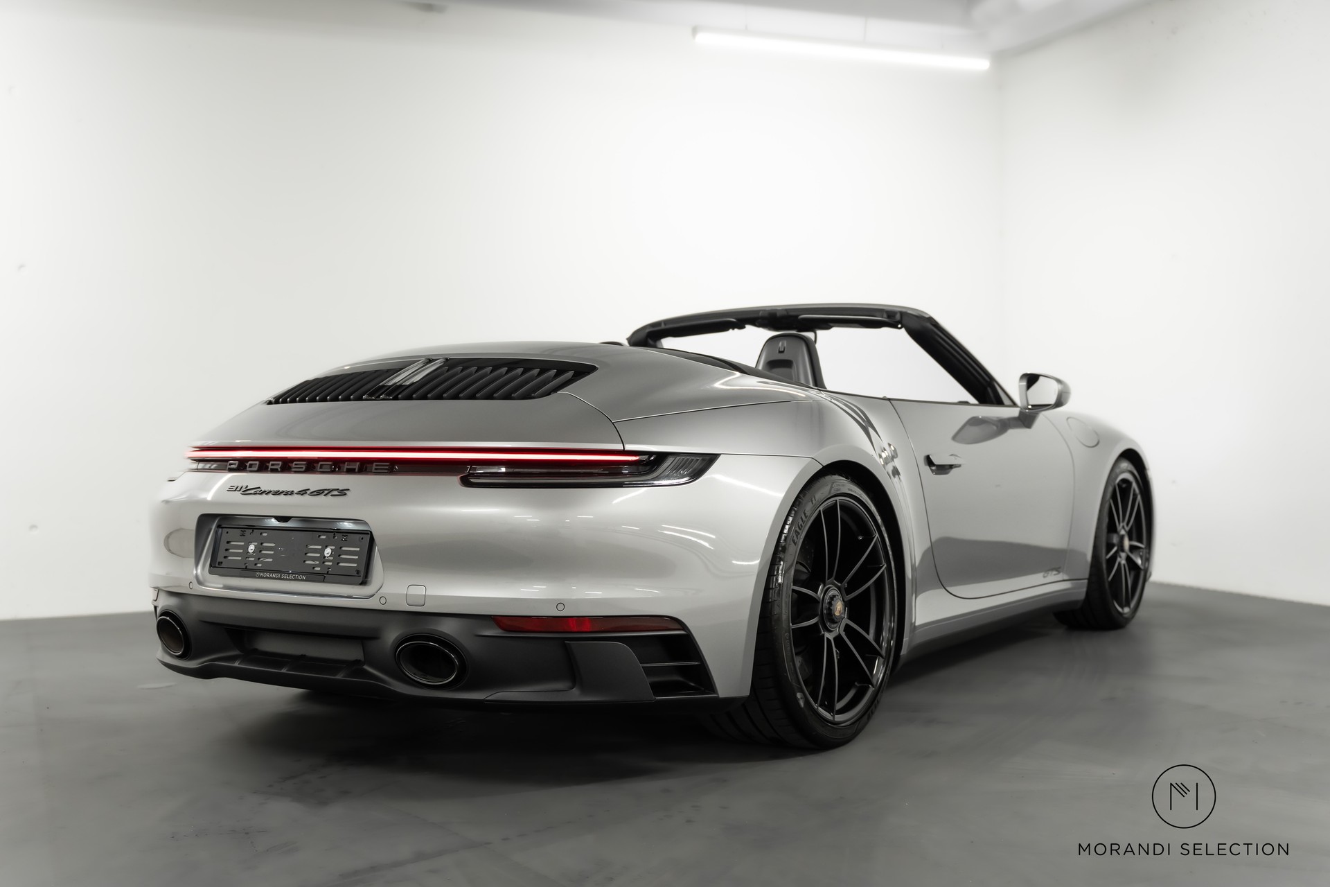 PORSCHE 911 Cabriolet 3.0 Carrera 4 GTS PDK-showroom-element-3