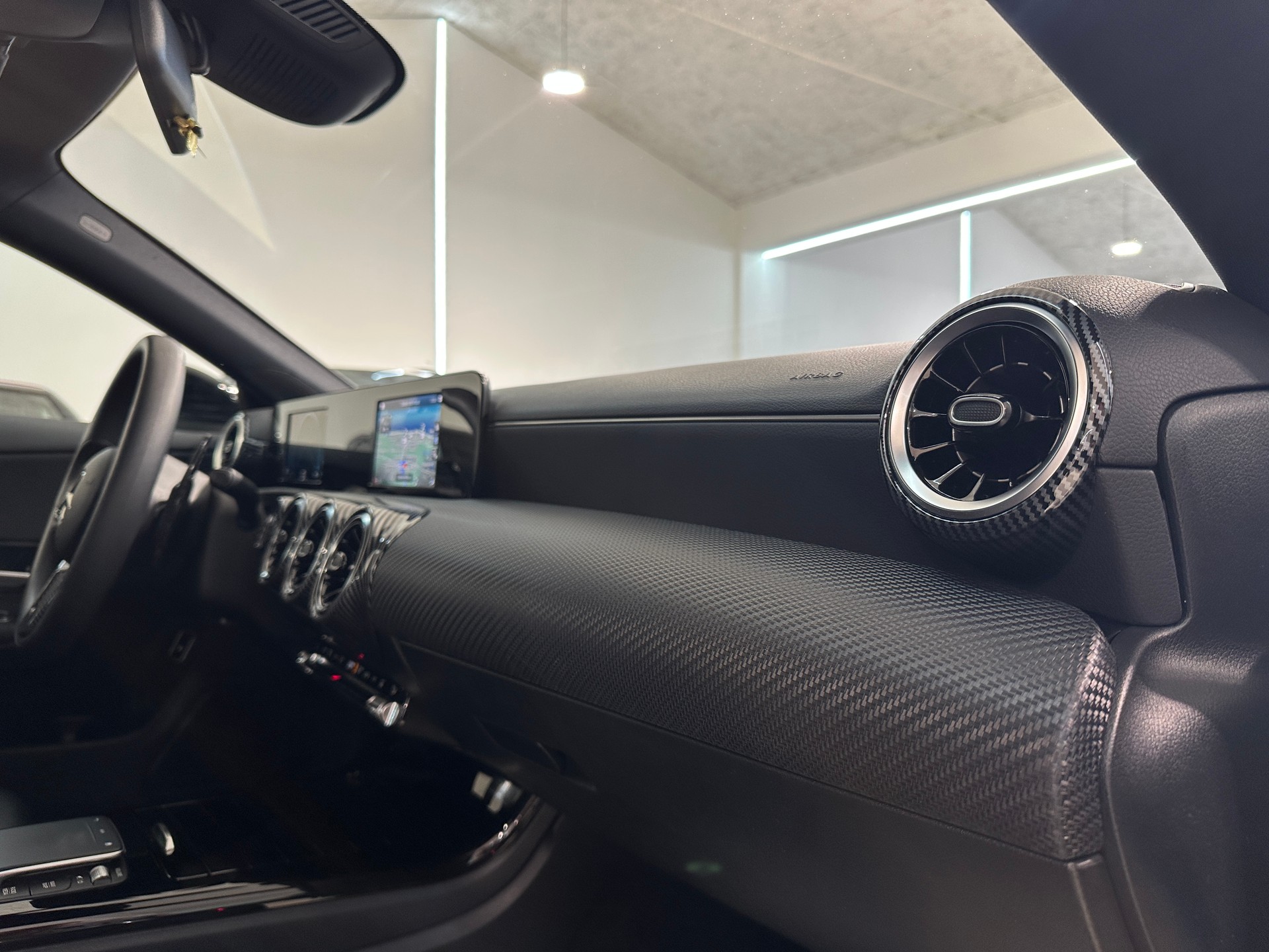 MERCEDES-BENZ CLA 250 e Style 8G-DCT-image-15