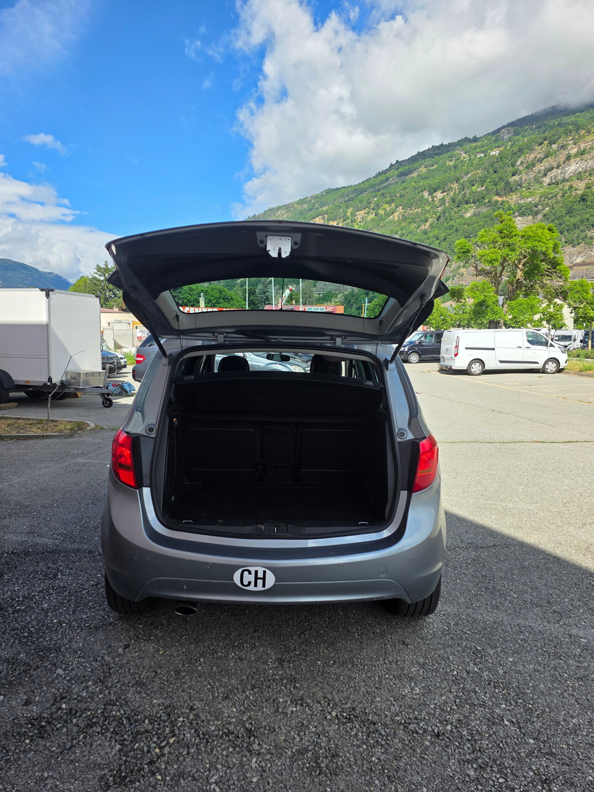 OPEL Meriva 1.4 Turbo Cosmo-image-9