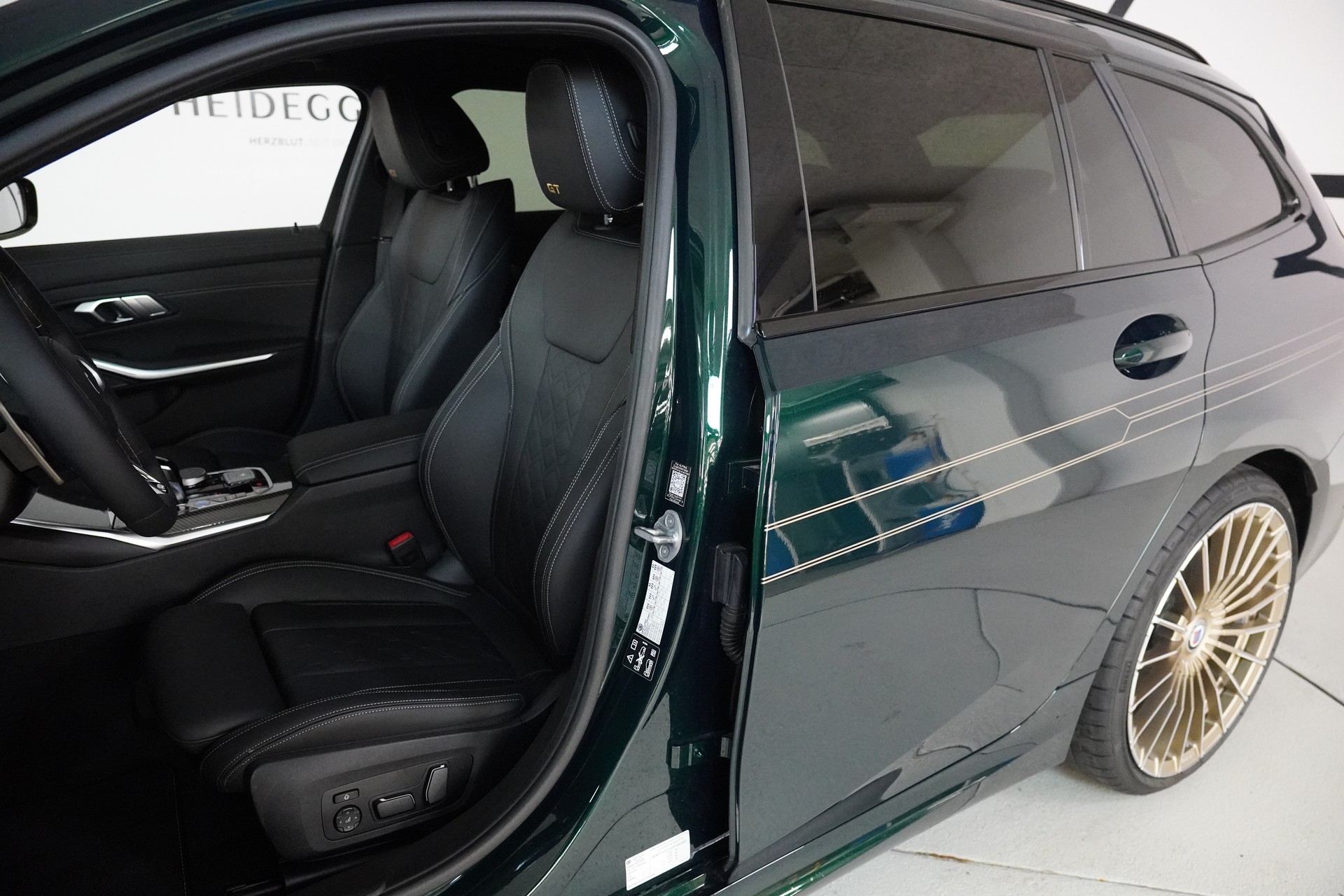BMW-ALPINA B3 BiTurbo Touring 3.0 xDrive GT Switch-Tronic-image-11