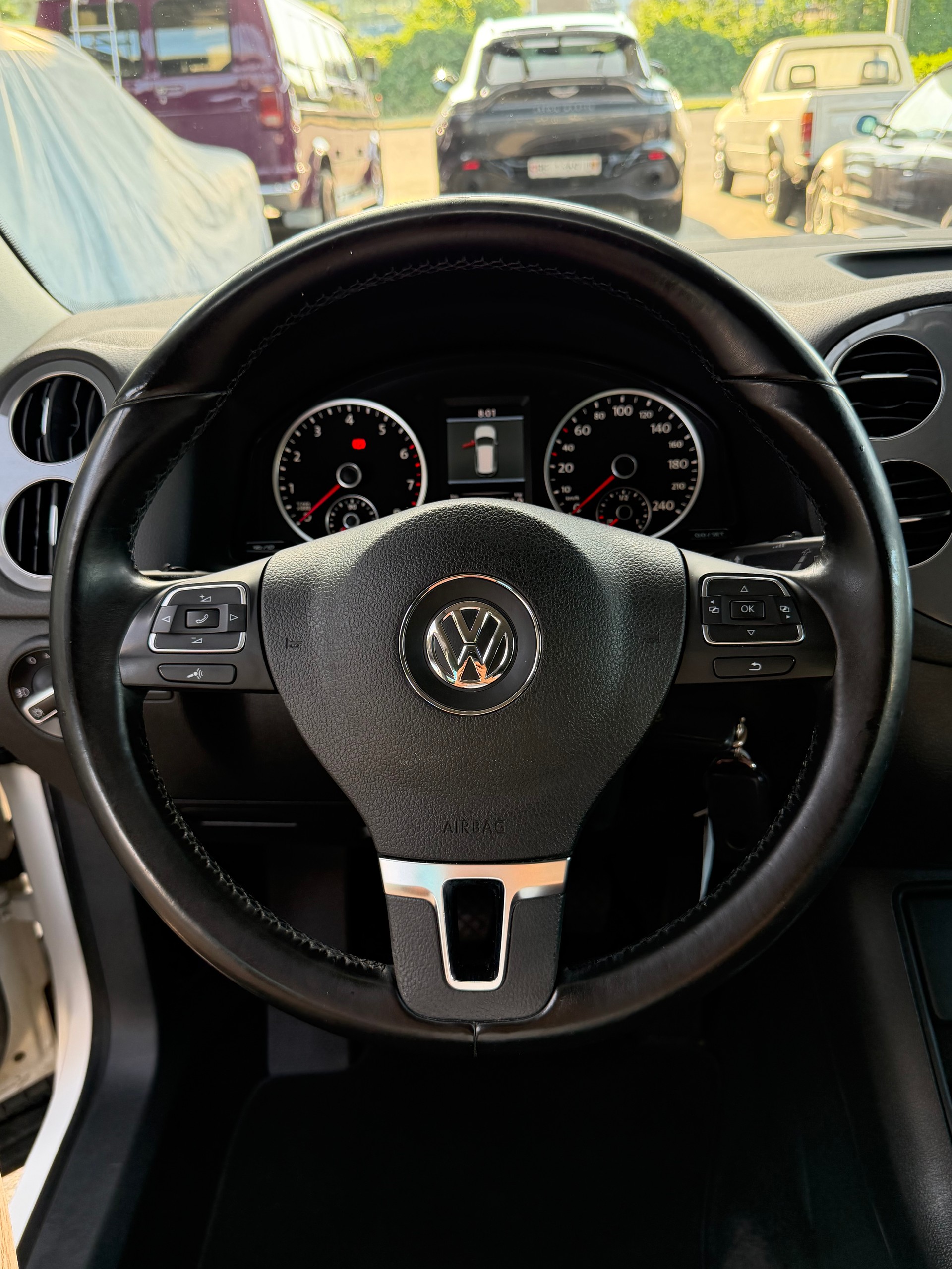VW Tiguan 2.0 TSI Sport&Style 4Motion-image-8