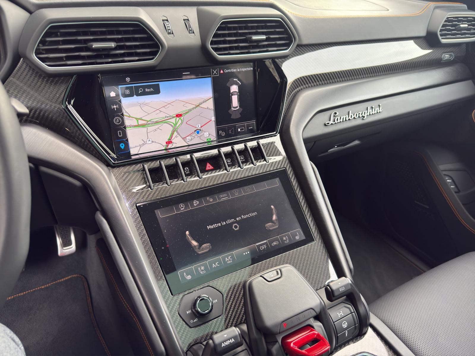 LAMBORGHINI Urus S-image-15