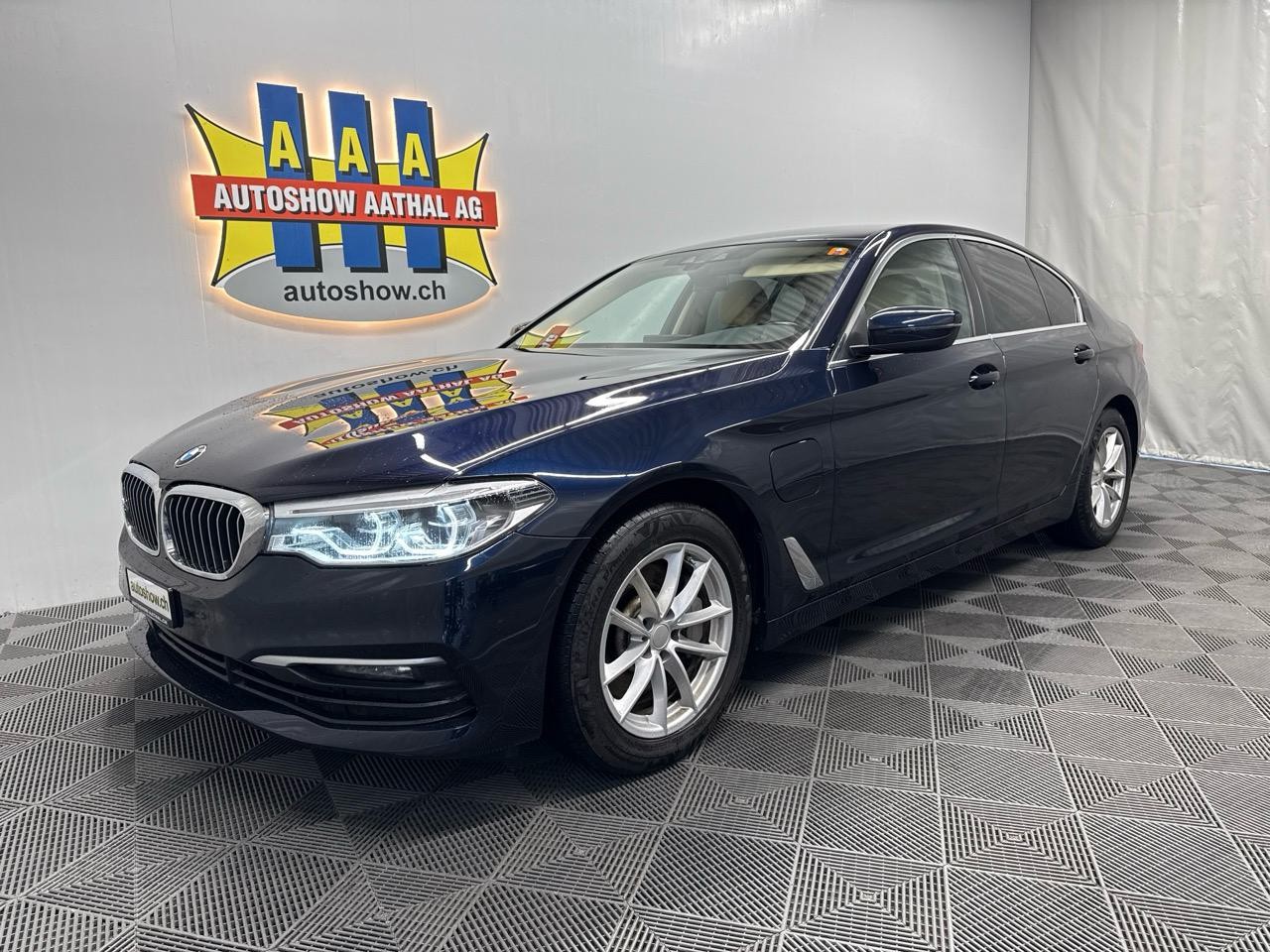 BMW 530e xDrive Steptronic