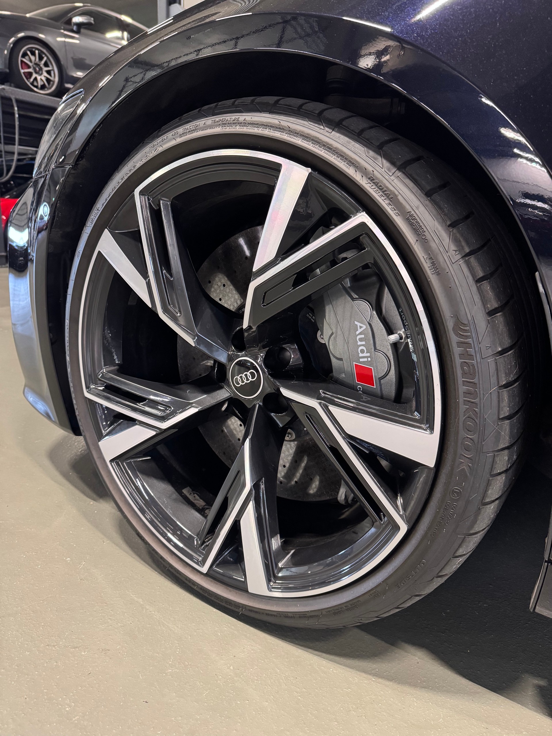 AUDI RS6 Avant 4.0 TFSI V8 quattro *Pack RS+ CH VHC*-image-7