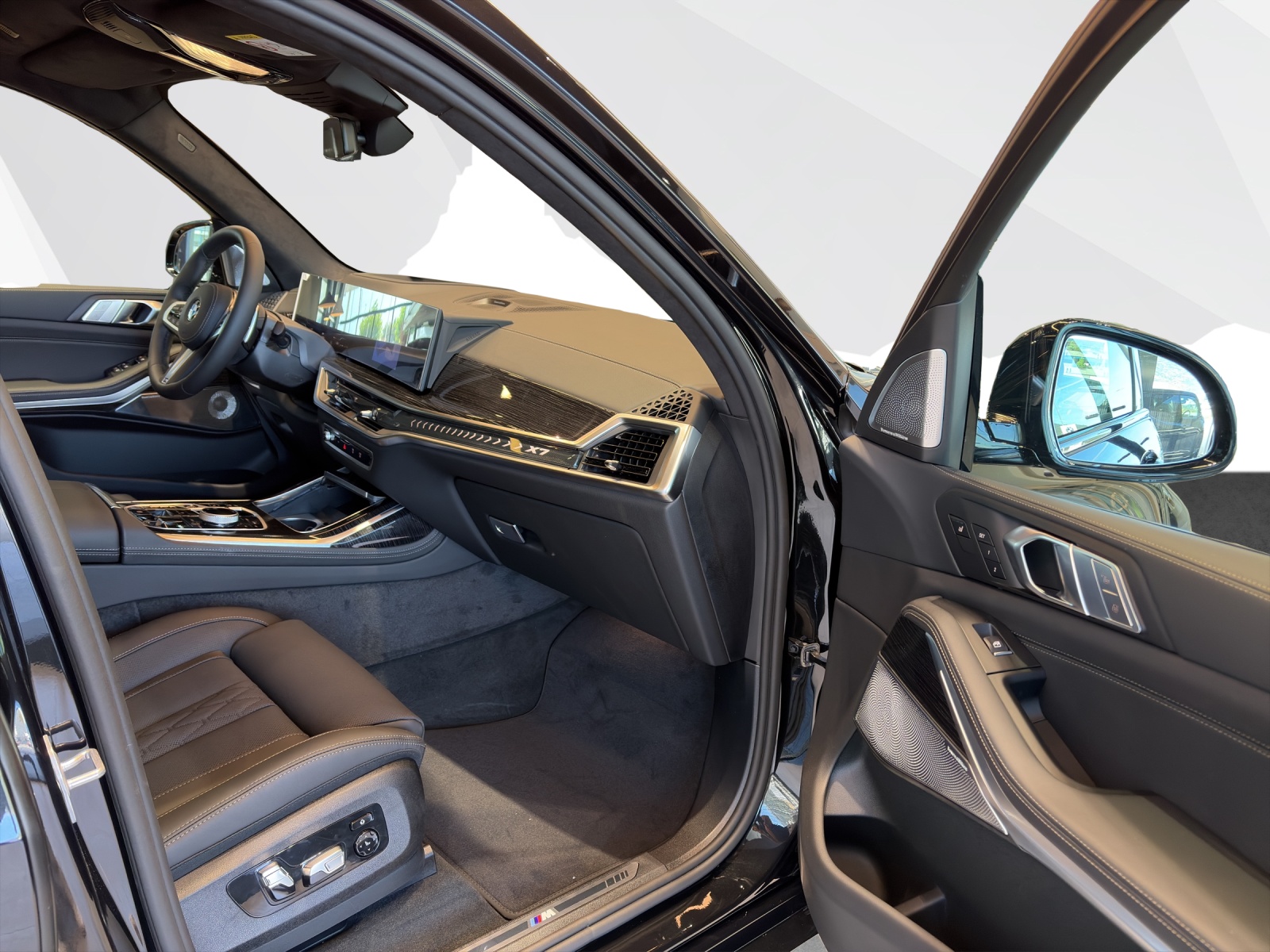 BMW X7 40d xDrive-image-16