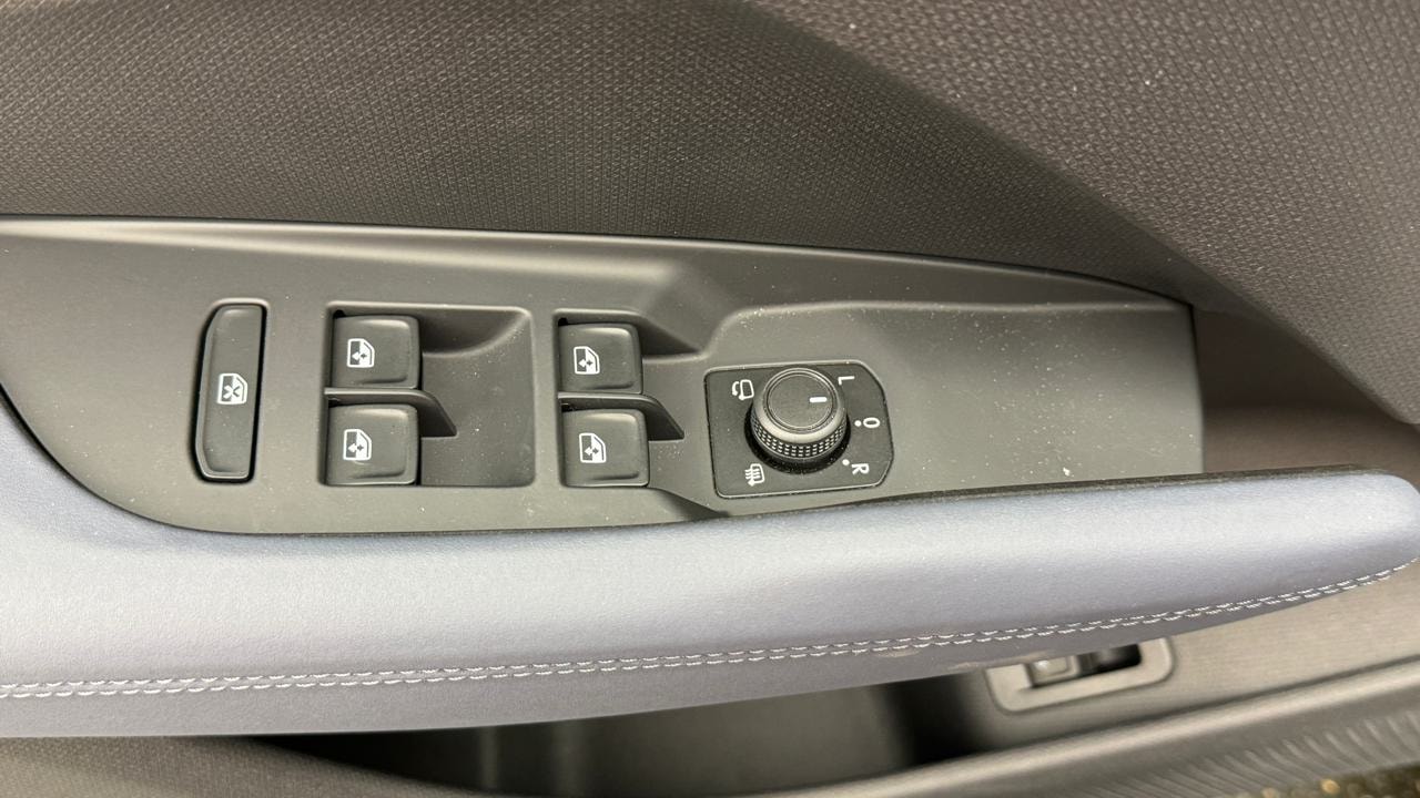 CUPRA Terramar 1.5 eHybrid DSG VZ-image-8