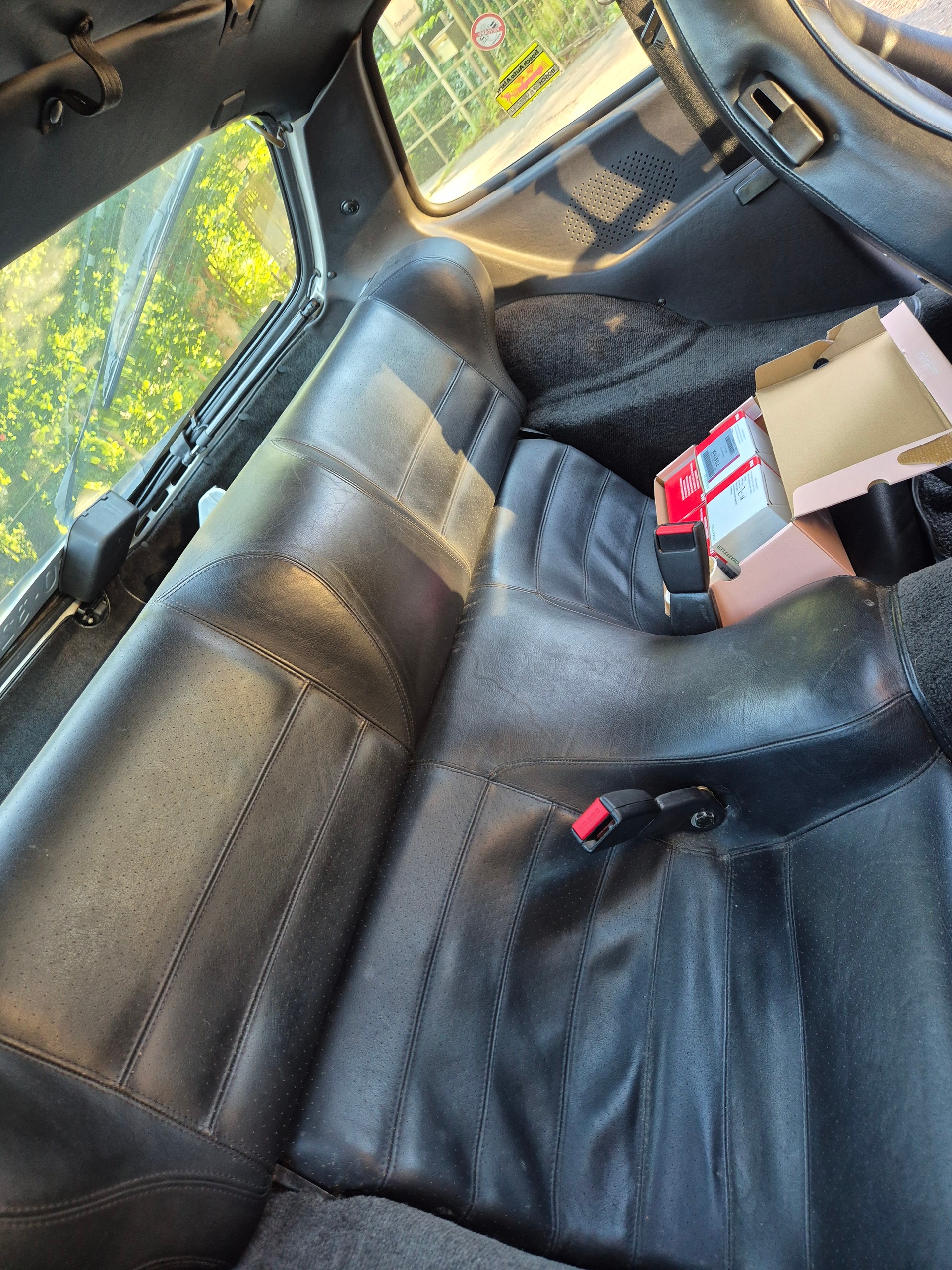 PORSCHE 944-image-14