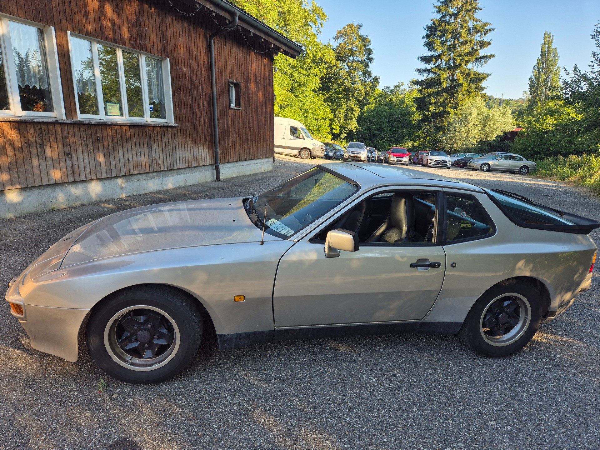 PORSCHE 944-image-5