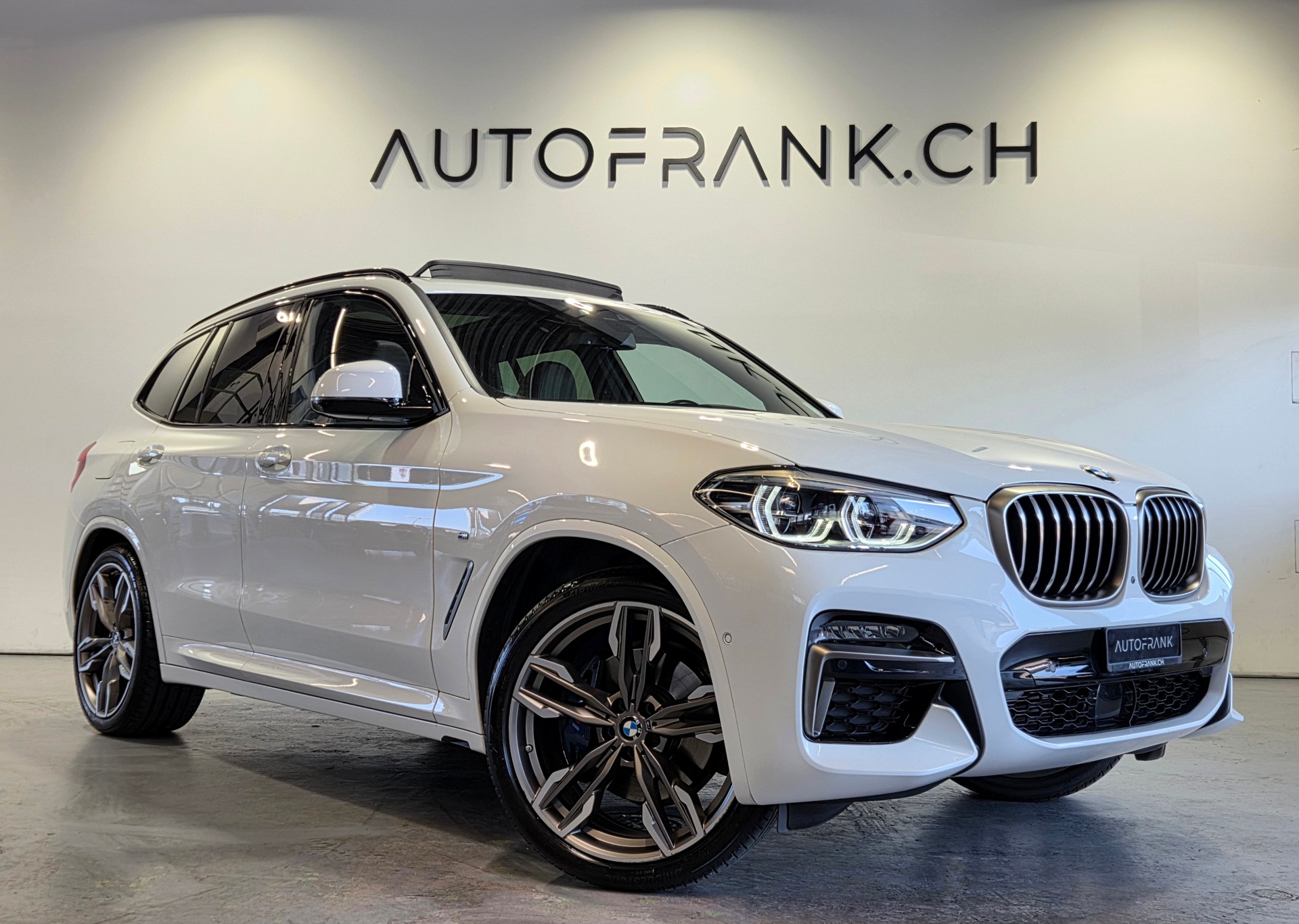 BMW X3 M40d-image-16