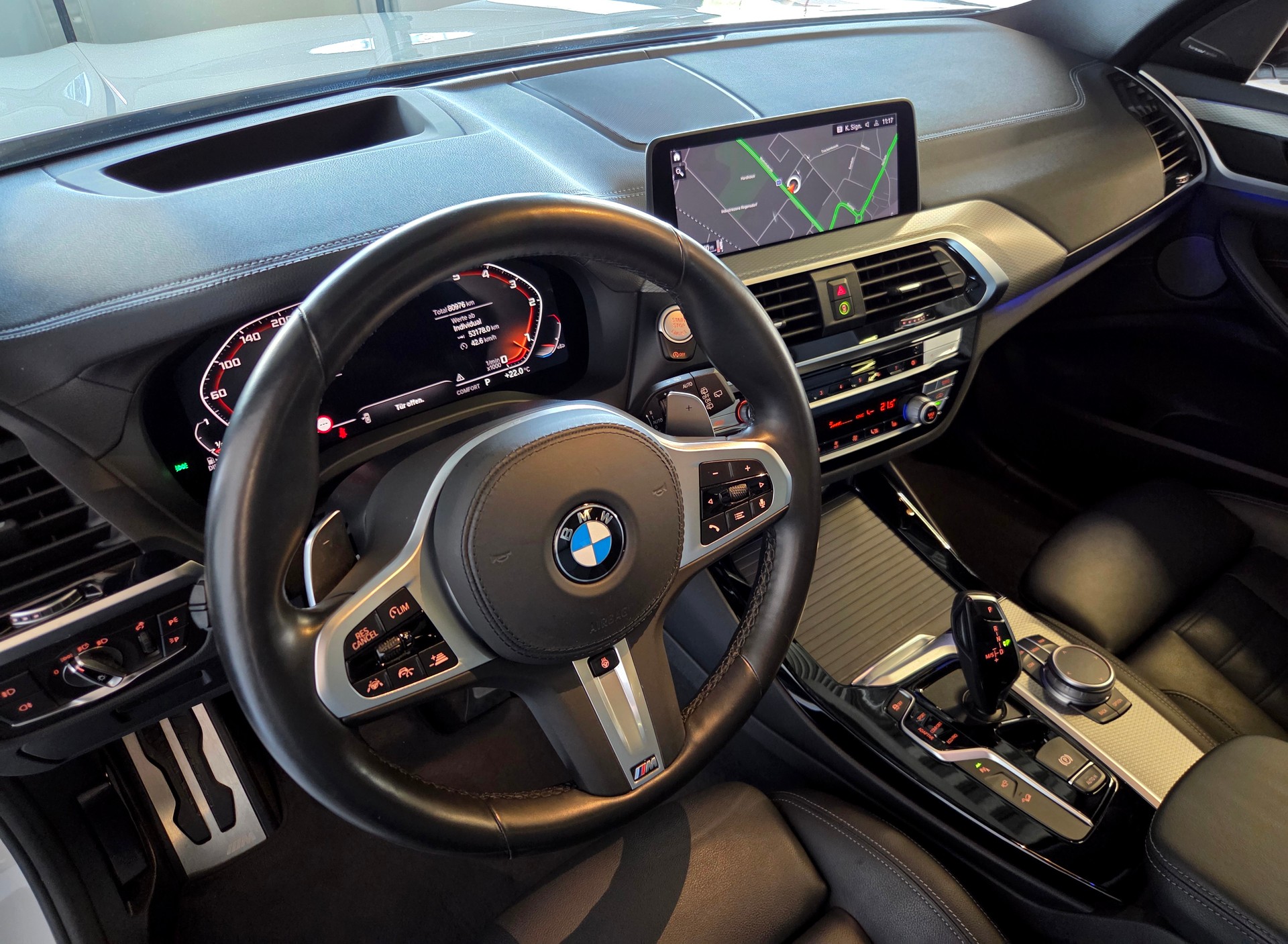 BMW X3 M40d-image-12