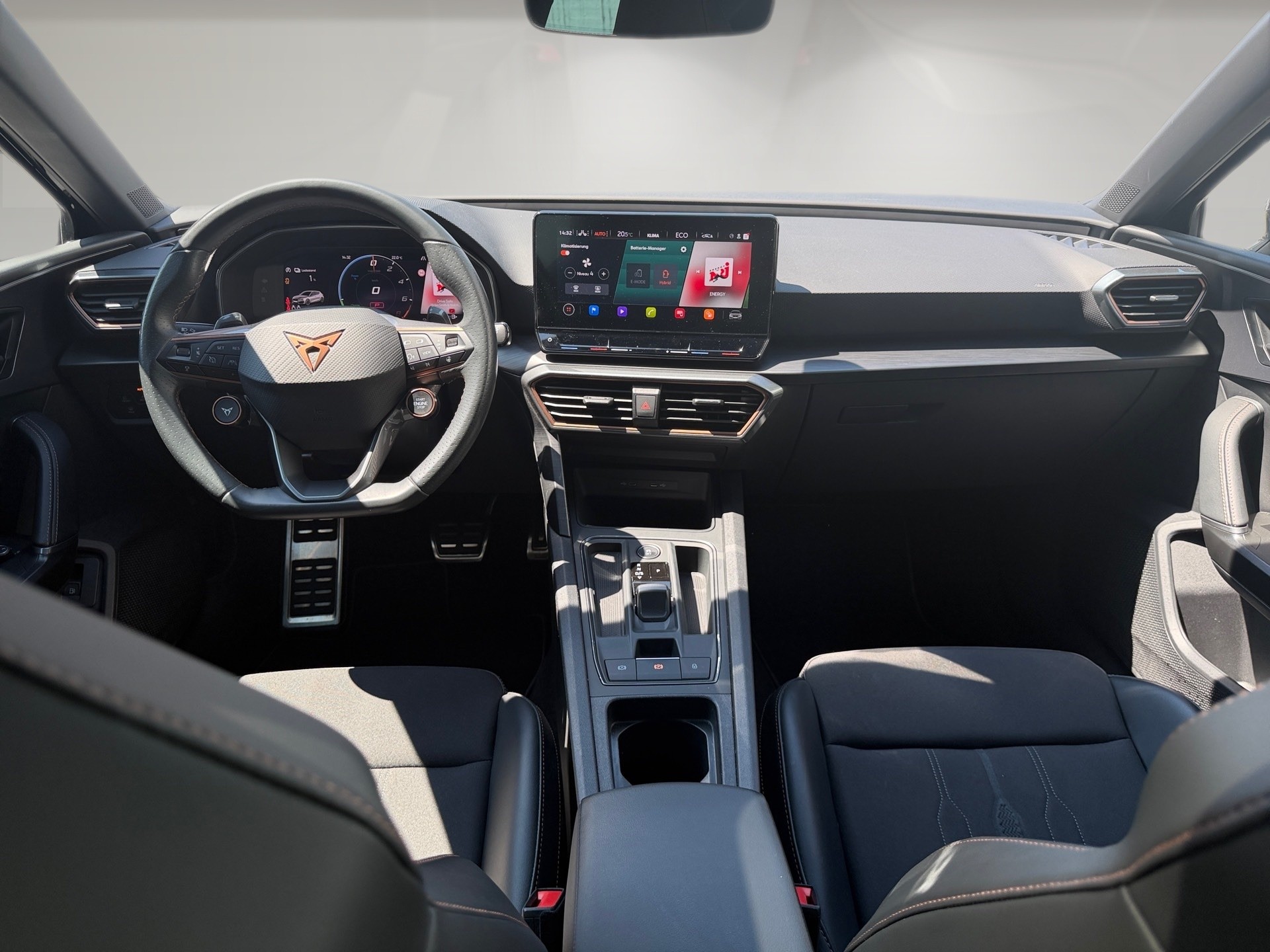 CUPRA LEON 1.4 e-HYBRID pHEV DSG-image-13