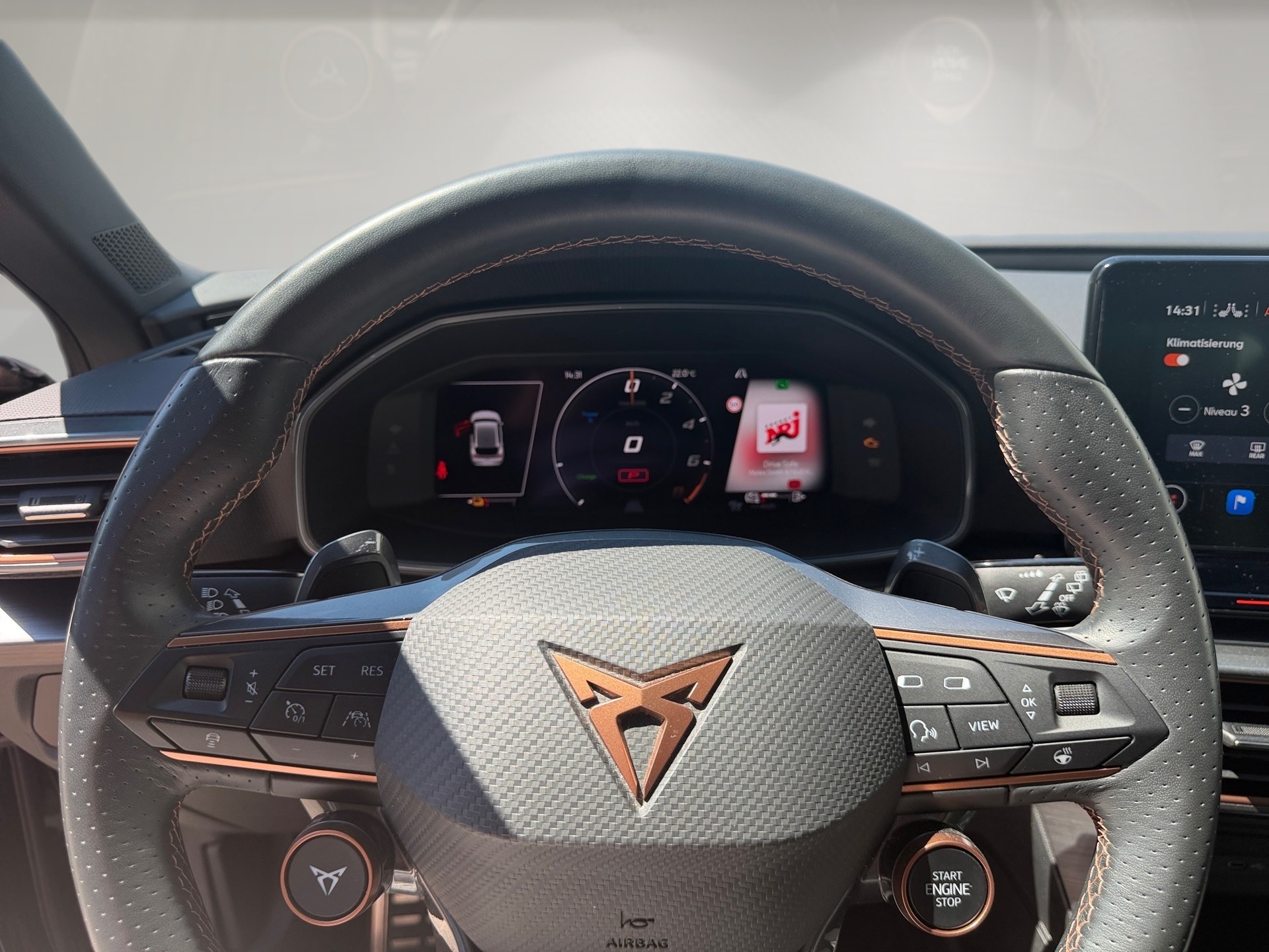 CUPRA LEON 1.4 e-HYBRID pHEV DSG-image-11