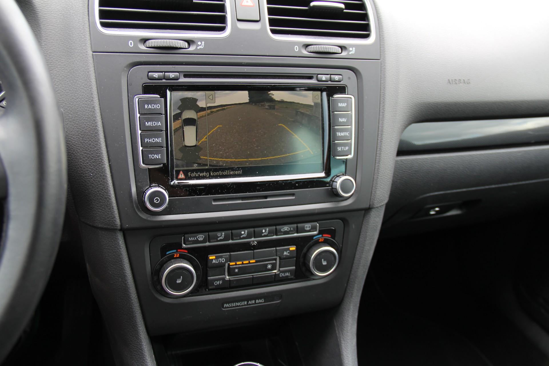VW Golf 2.0 TDI Team 4Motion-image-9