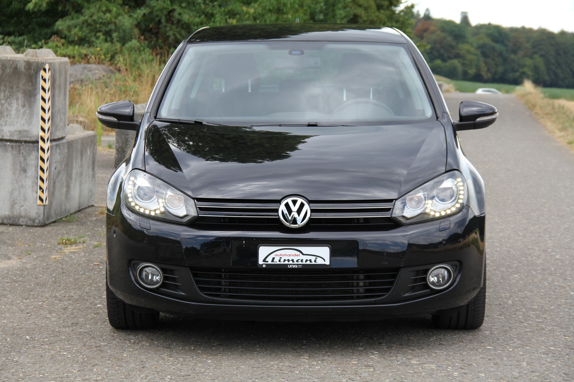 VW Golf 2.0 TDI Team 4Motion-showroom-element-2