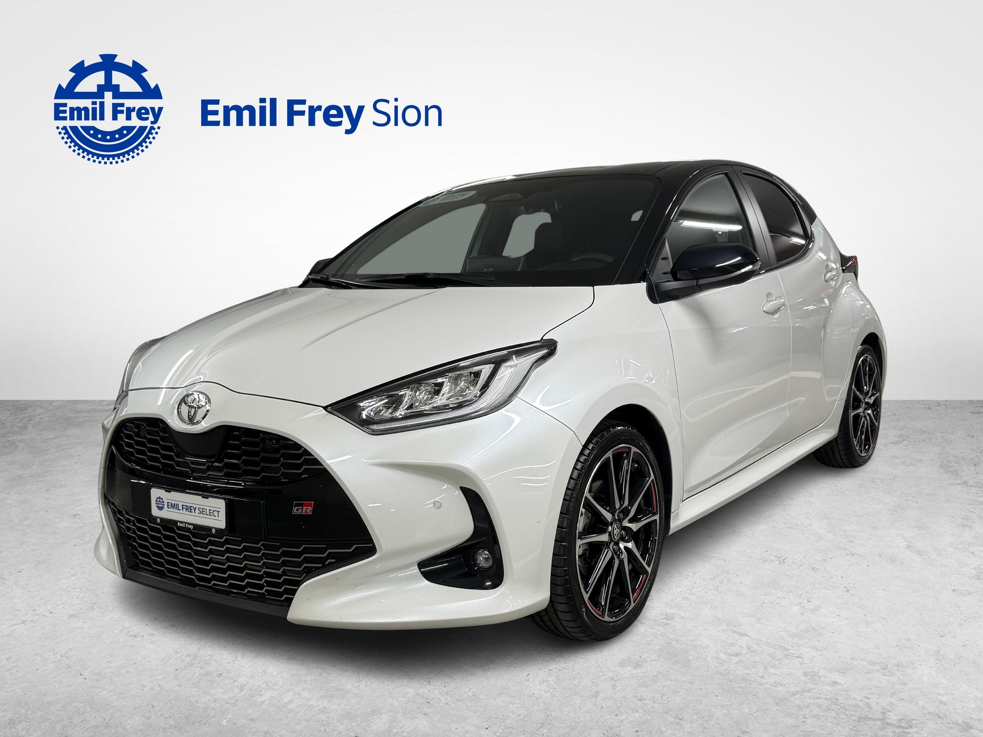 TOYOTA Yaris 1.5 VVT-i HSD GR Sport