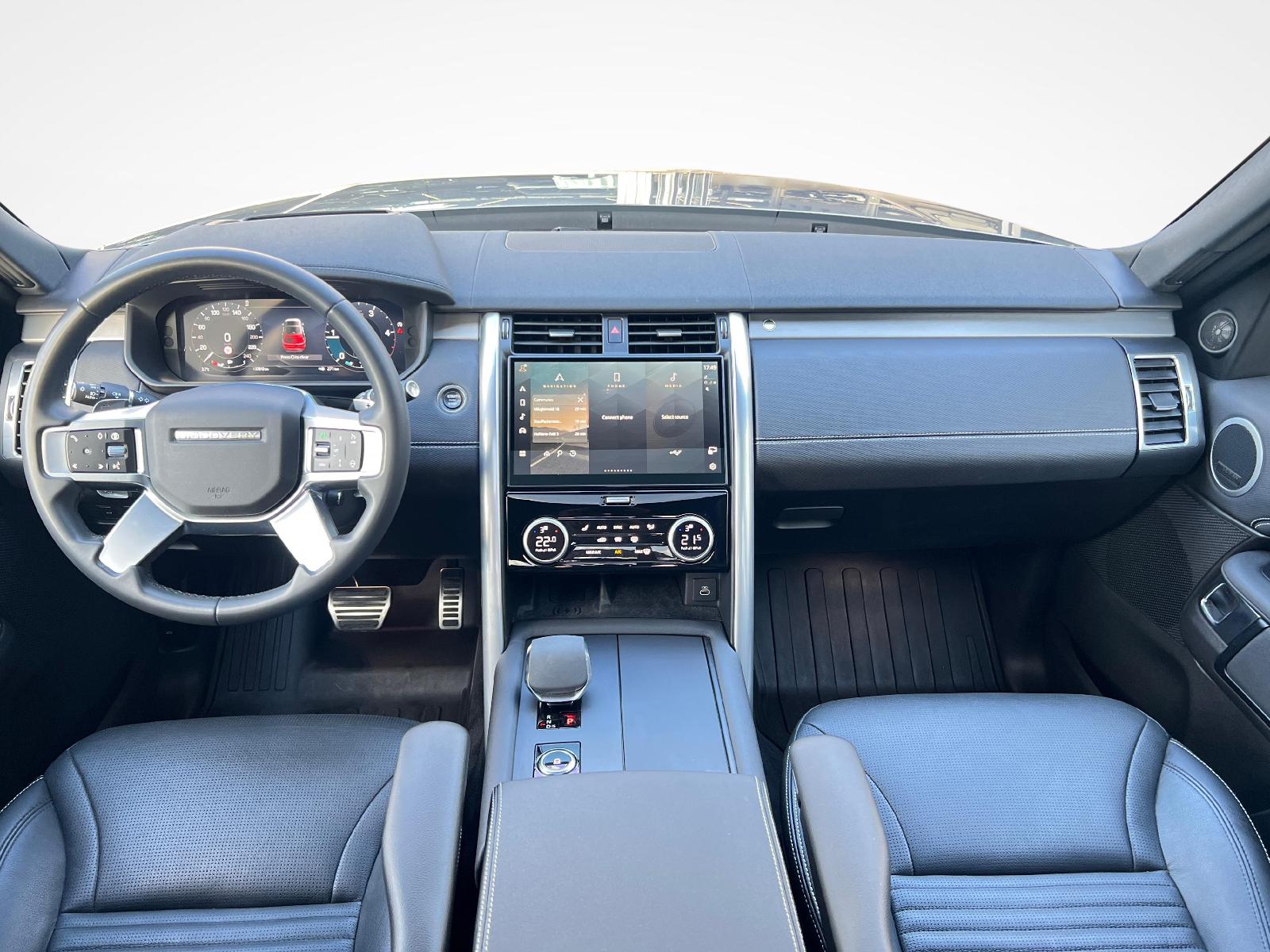 LAND ROVER Discovery 3.0 D I6 300 Dynamic SE-image-8