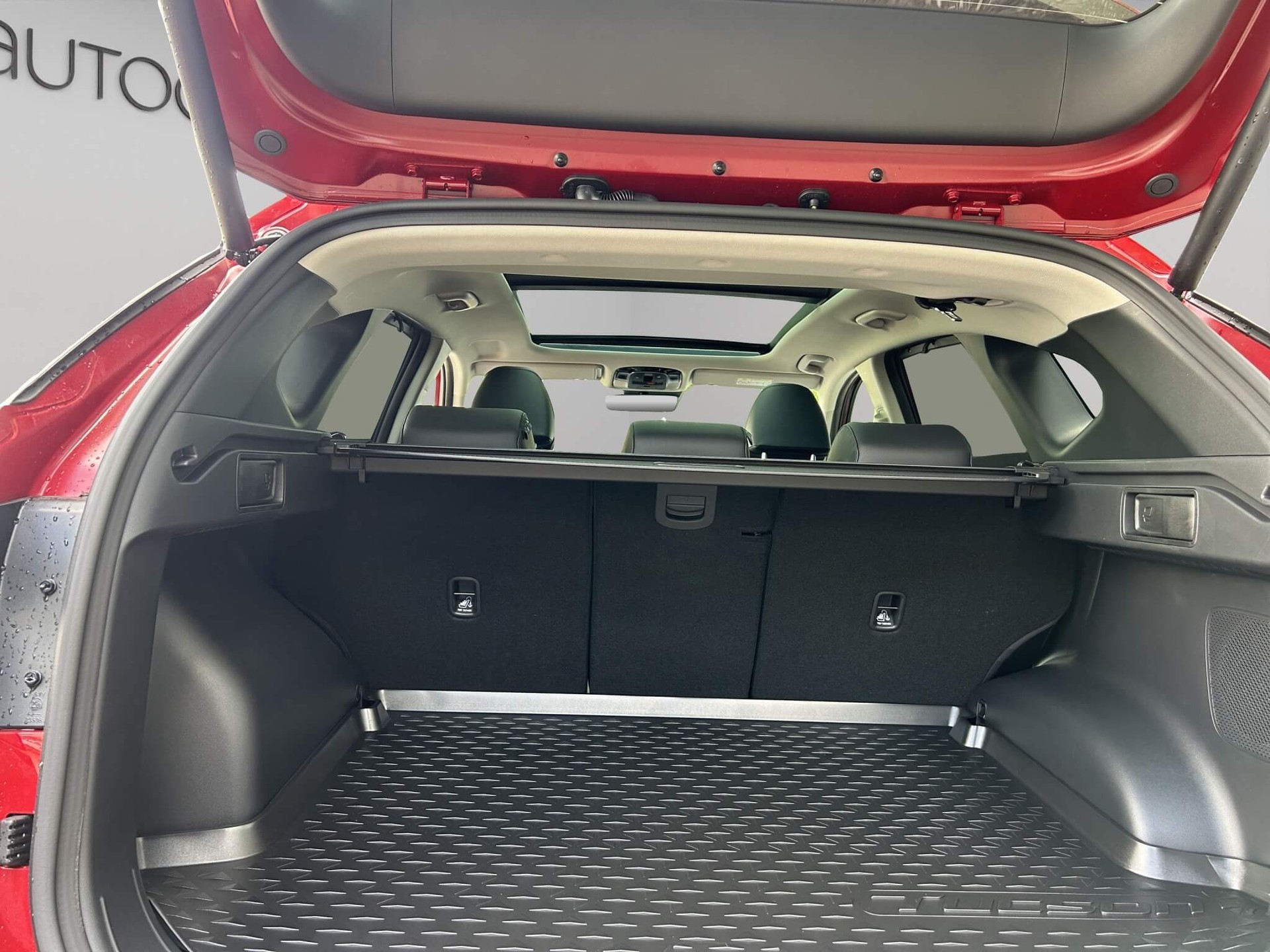 HYUNDAI Tucson 1.6 T-GDi HEV Vertex Swiss Edition 4WD-image-11