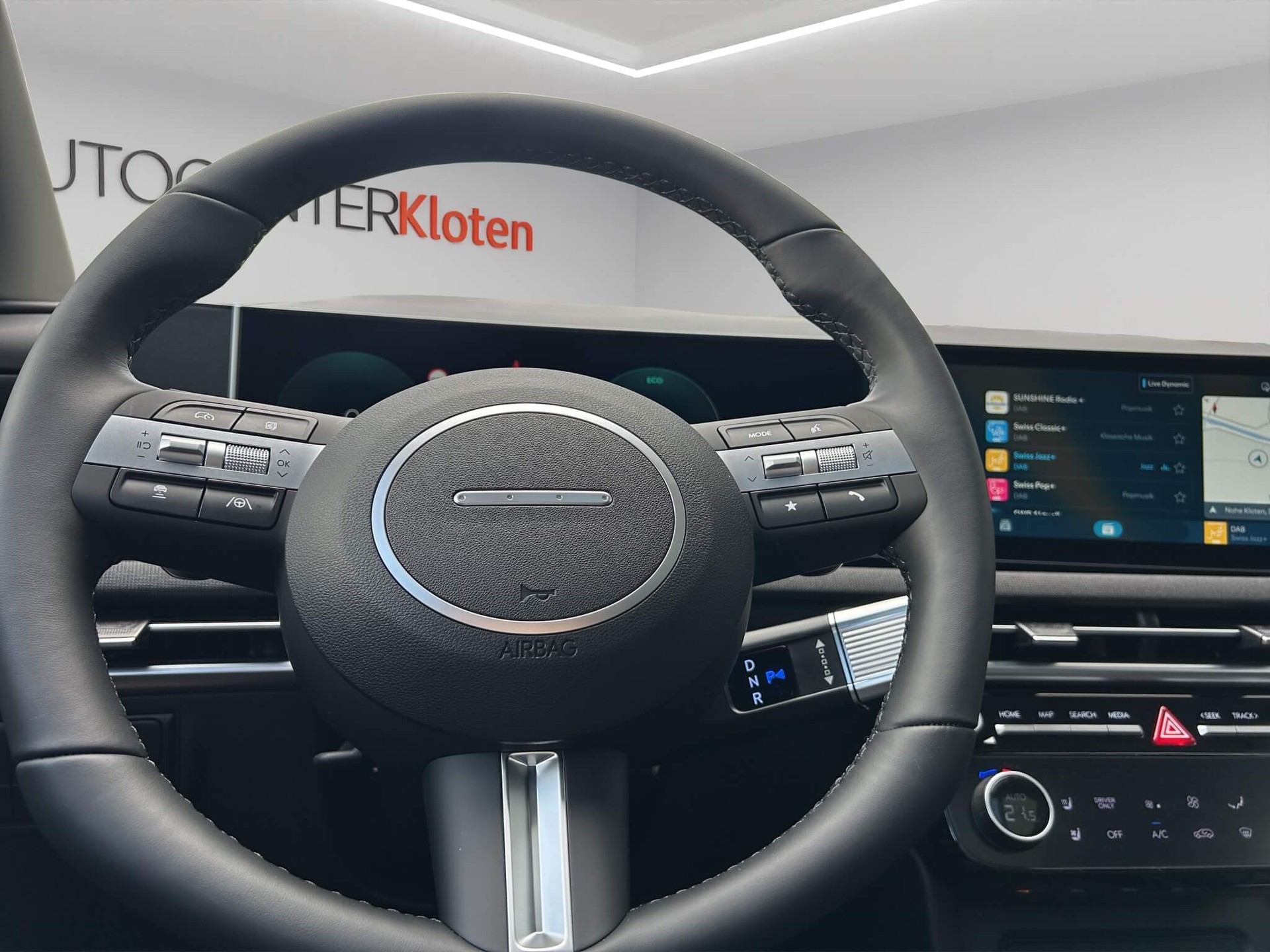 HYUNDAI Tucson 1.6 T-GDi HEV Vertex Swiss Edition 4WD-image-9