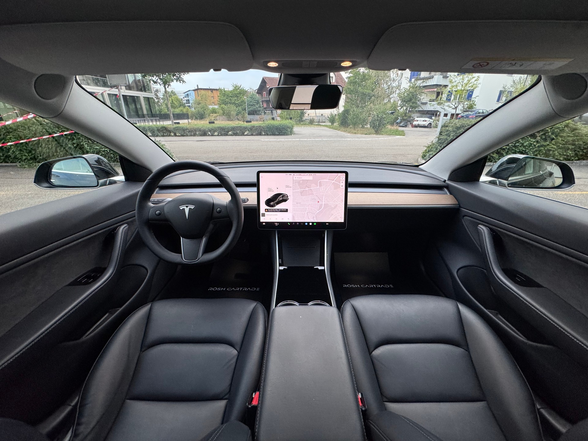 TESLA Model 3 Long Range Dual Motor AWD-image-10