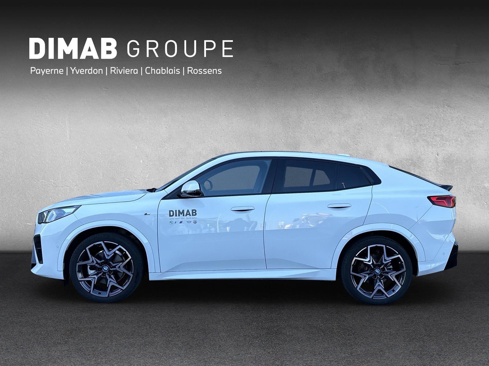 BMW iX2 30 M Sport xDrive U10 (CH) AHK **Action de leasing à 1.9%** 📍-showroom-element-1