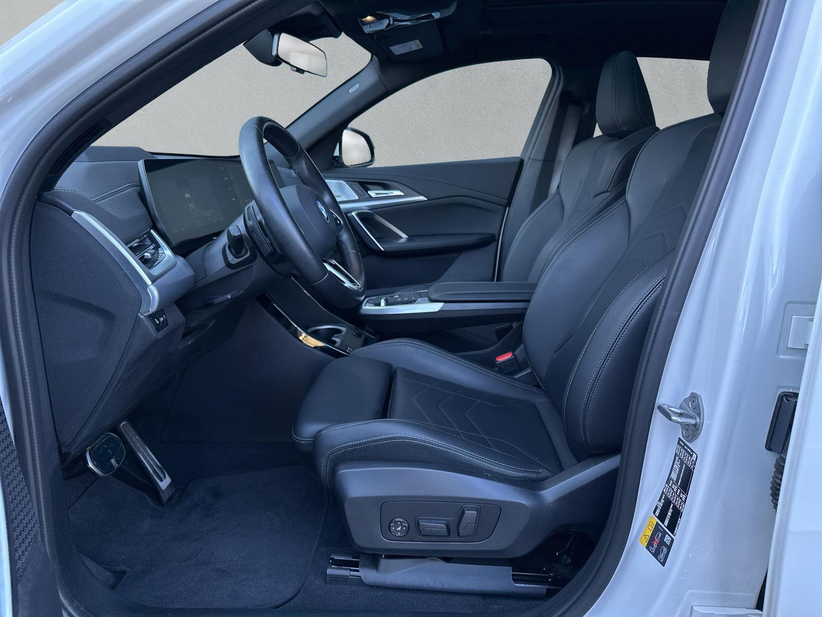 BMW iX2 30 M Sport xDrive U10 (CH) AHK 📍-image-10