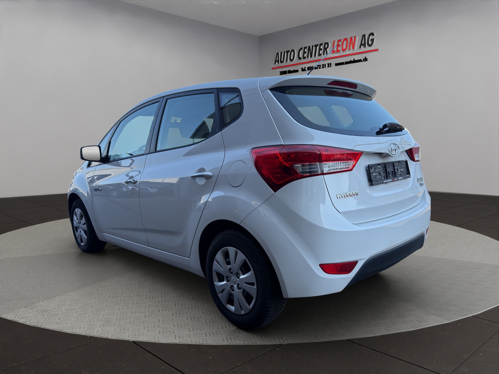 HYUNDAI iX20 1.4 Comfort-showroom-element-3