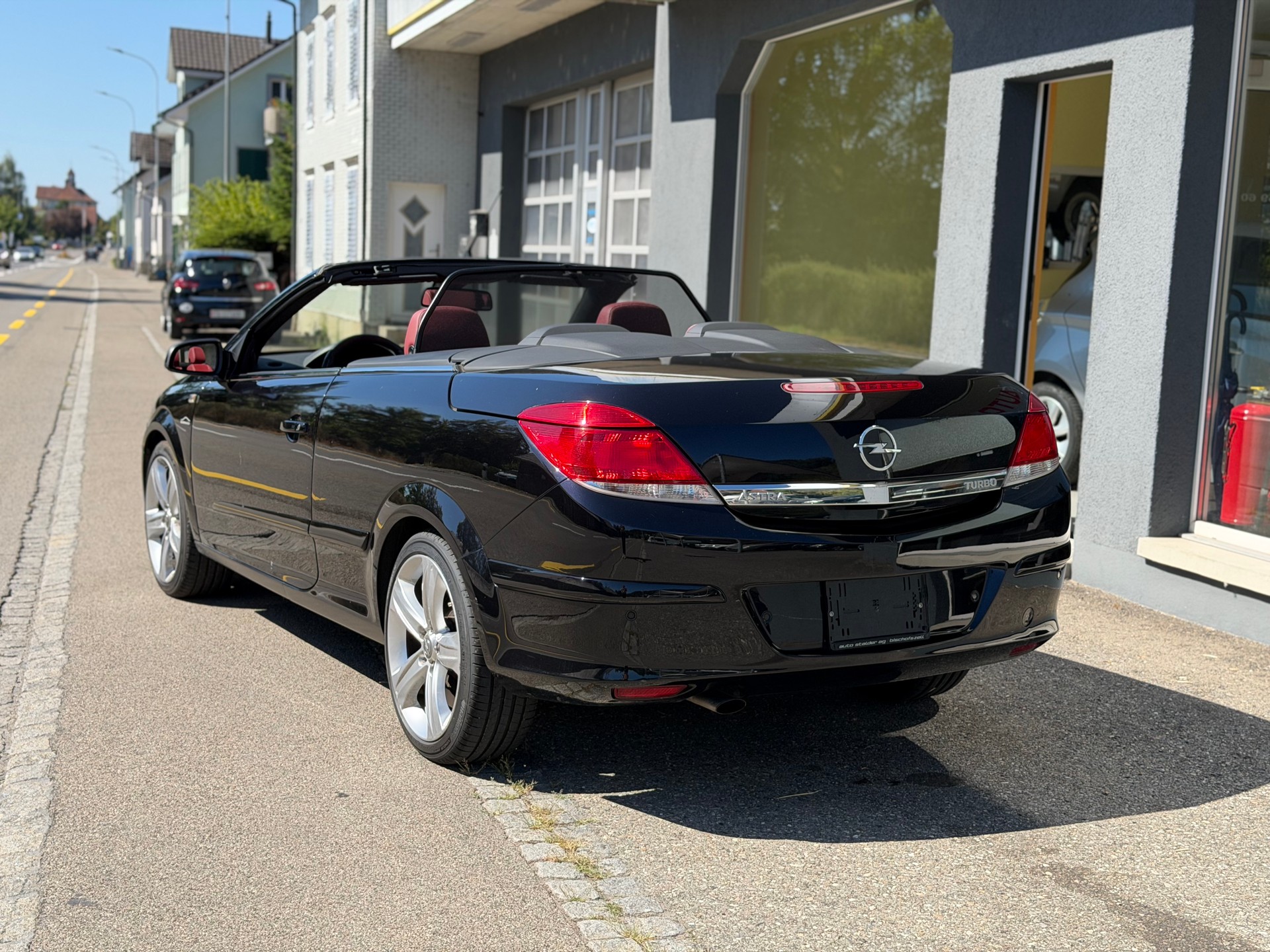 OPEL Astra TT 1.6i 16V Turbo Cosmo-image-3
