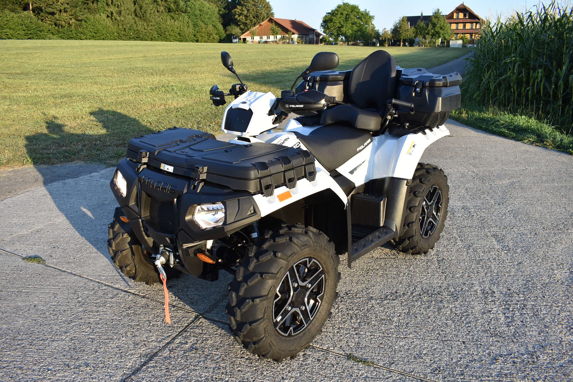 POLARIS Sportsman XP 1000 Touring 4x4-showroom-element-2