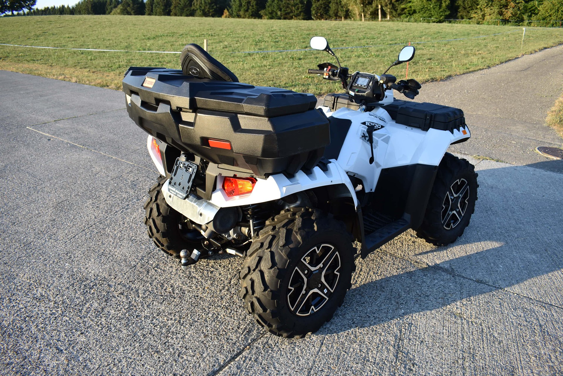 POLARIS Sportsman XP 1000 Touring 4x4-image-6