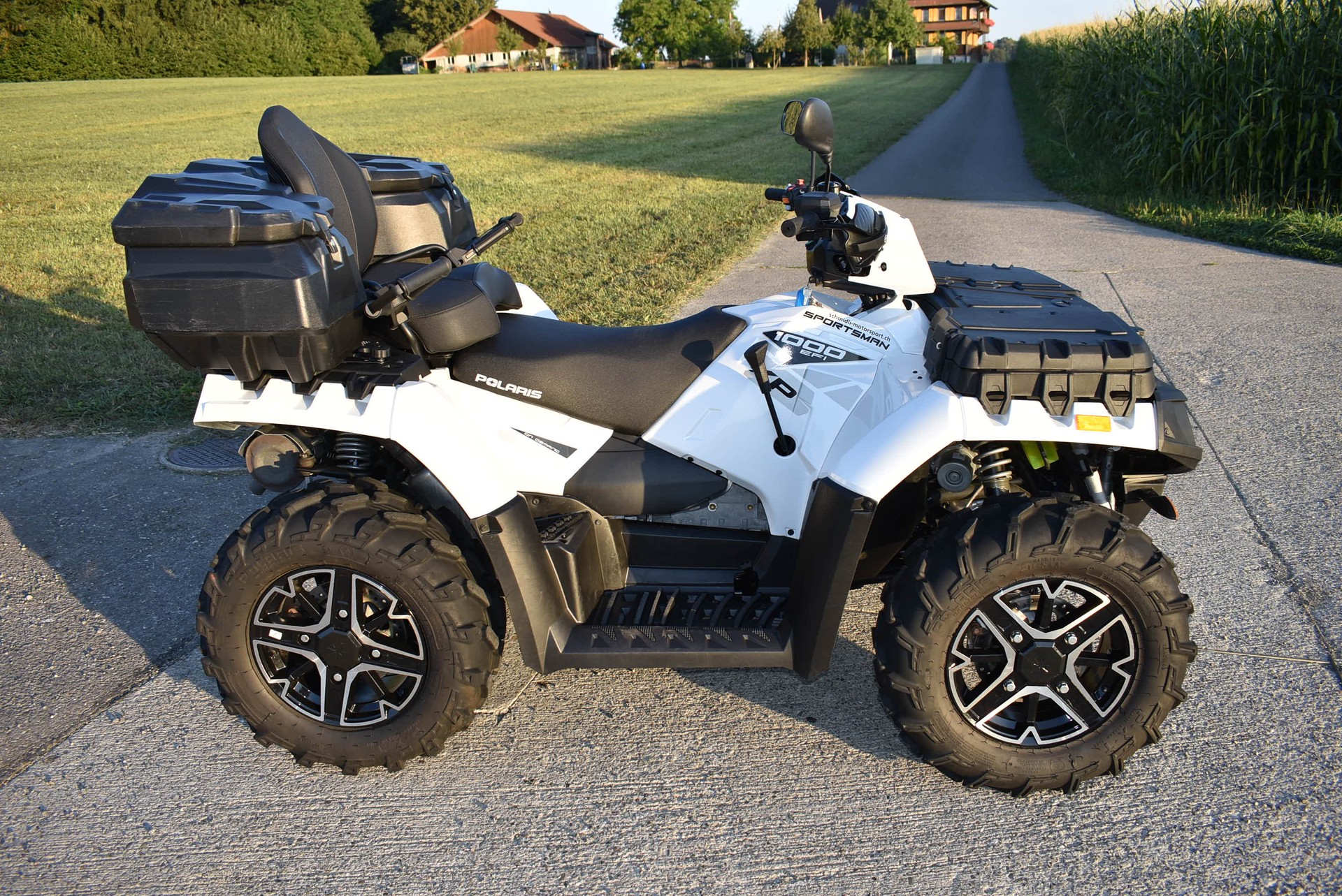 POLARIS Sportsman XP 1000 Touring 4x4-image-7