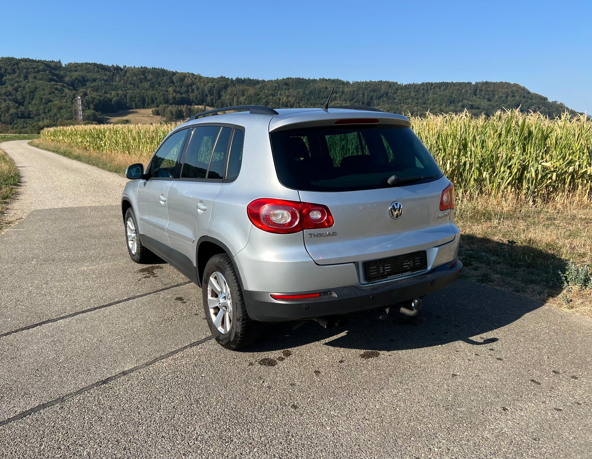 VW Tiguan 2.0 TSI Track&Field Tiptronic-image-2