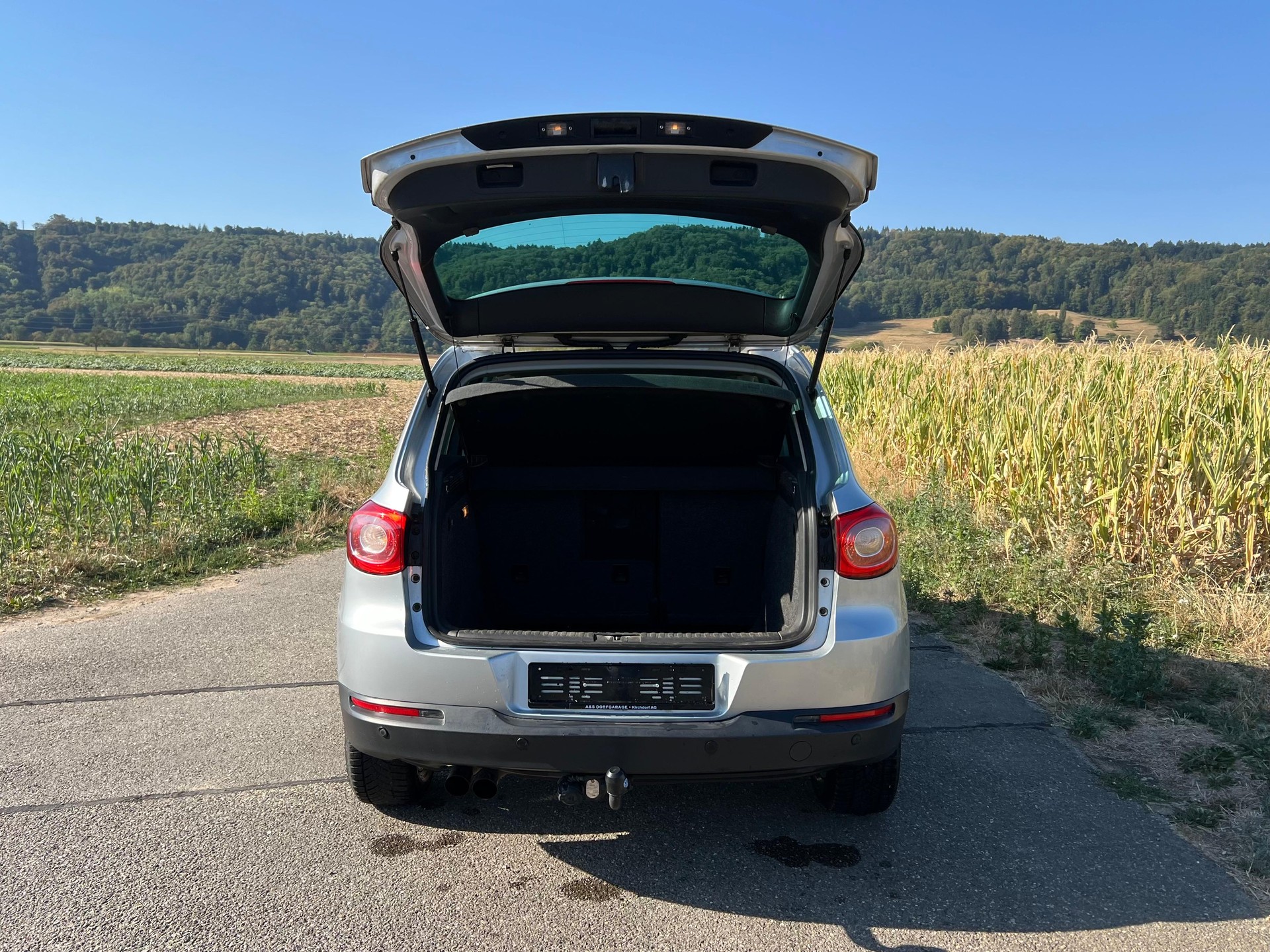 VW Tiguan 2.0 TSI Track&Field Tiptronic-image-12