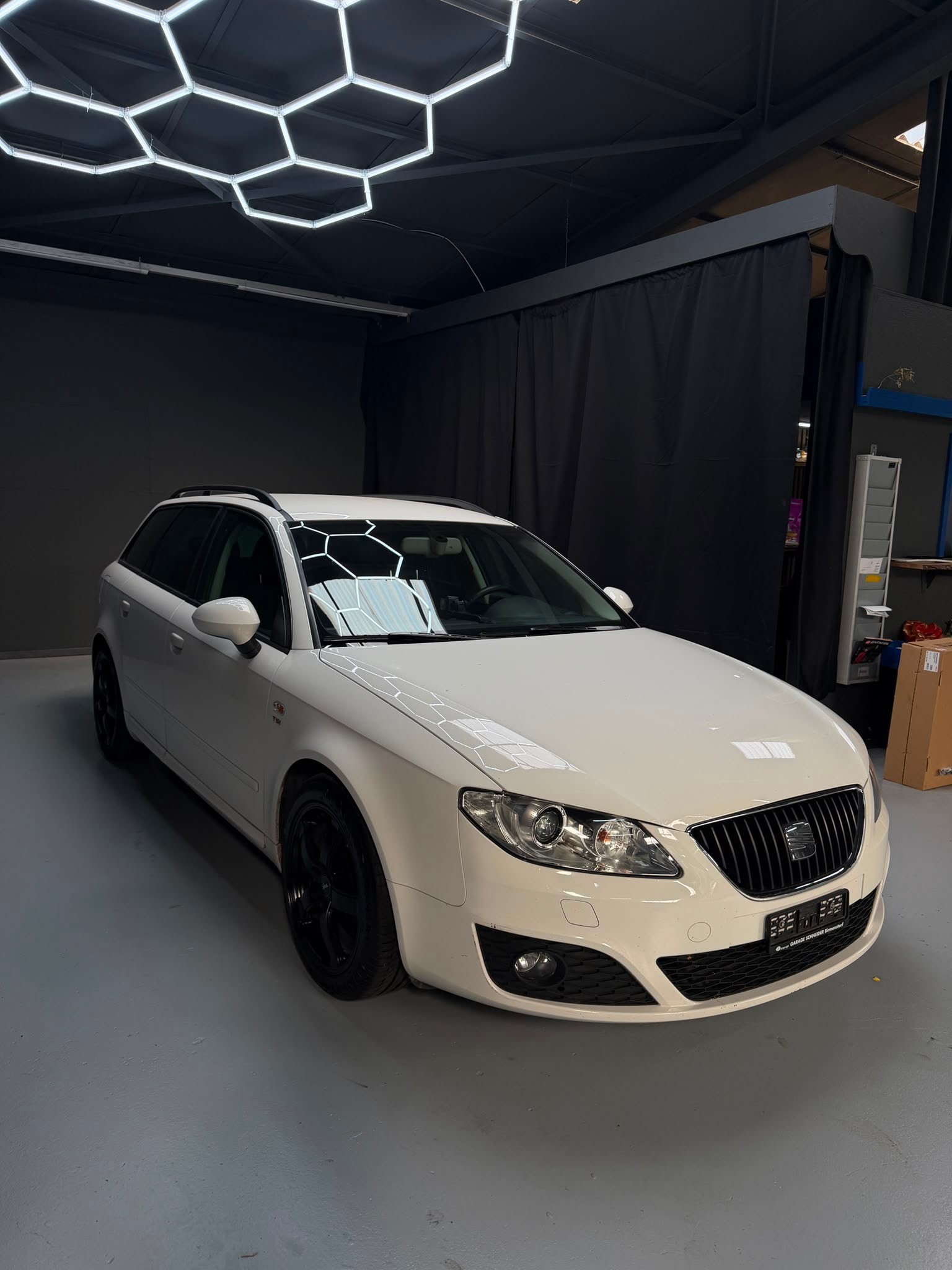 SEAT Exeo ST 1.8 TSI Sport-image-2