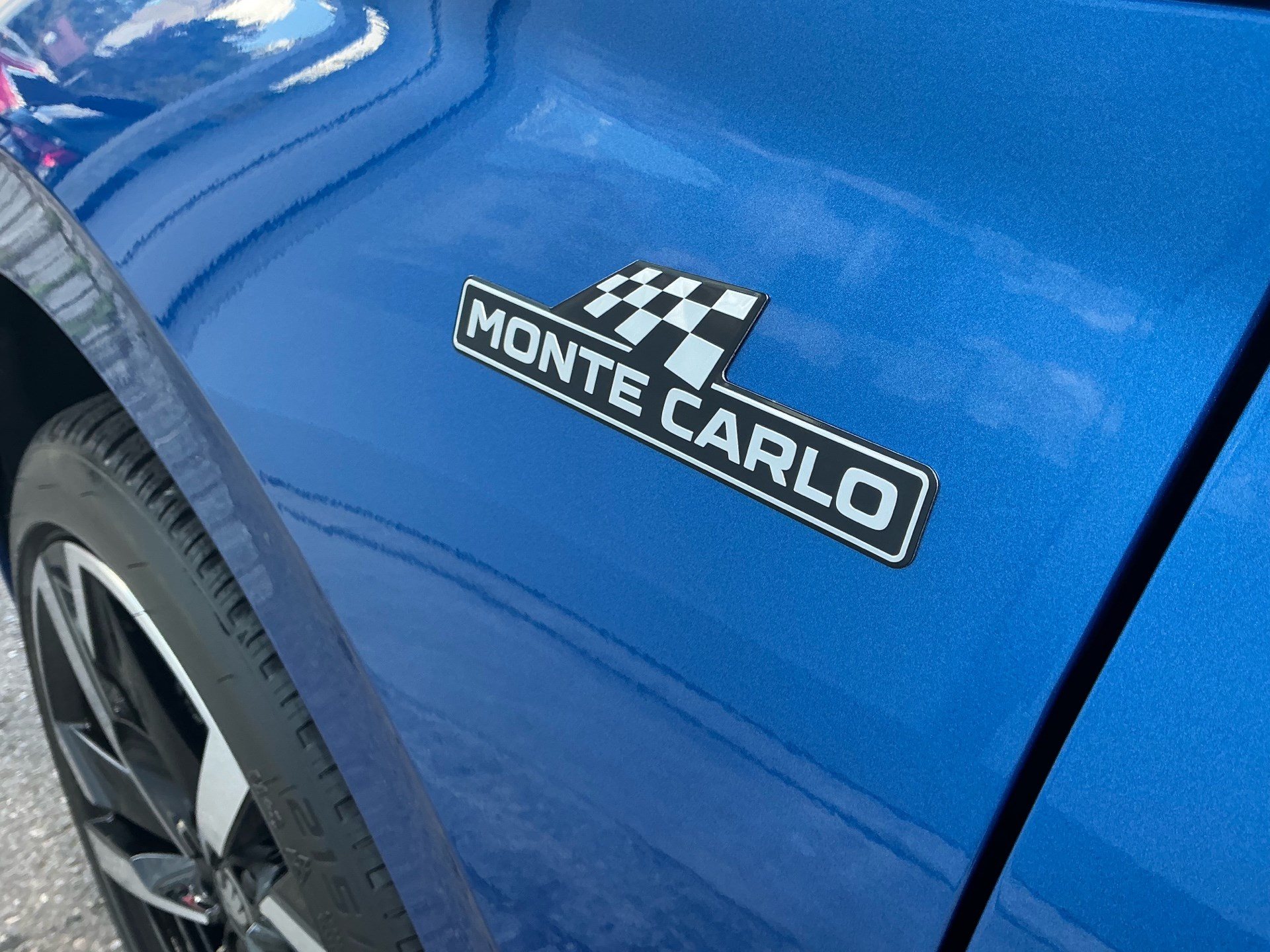 SKODA Kamiq Monte Carlo 150PS *** PANORAMADACH & 5 JAHRE SKODA WERKSGARANTIE ***-image-26
