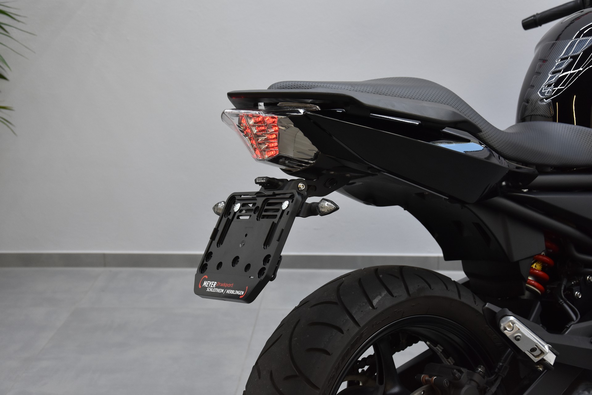 YAMAHA XJ 6 N ABS-image-3