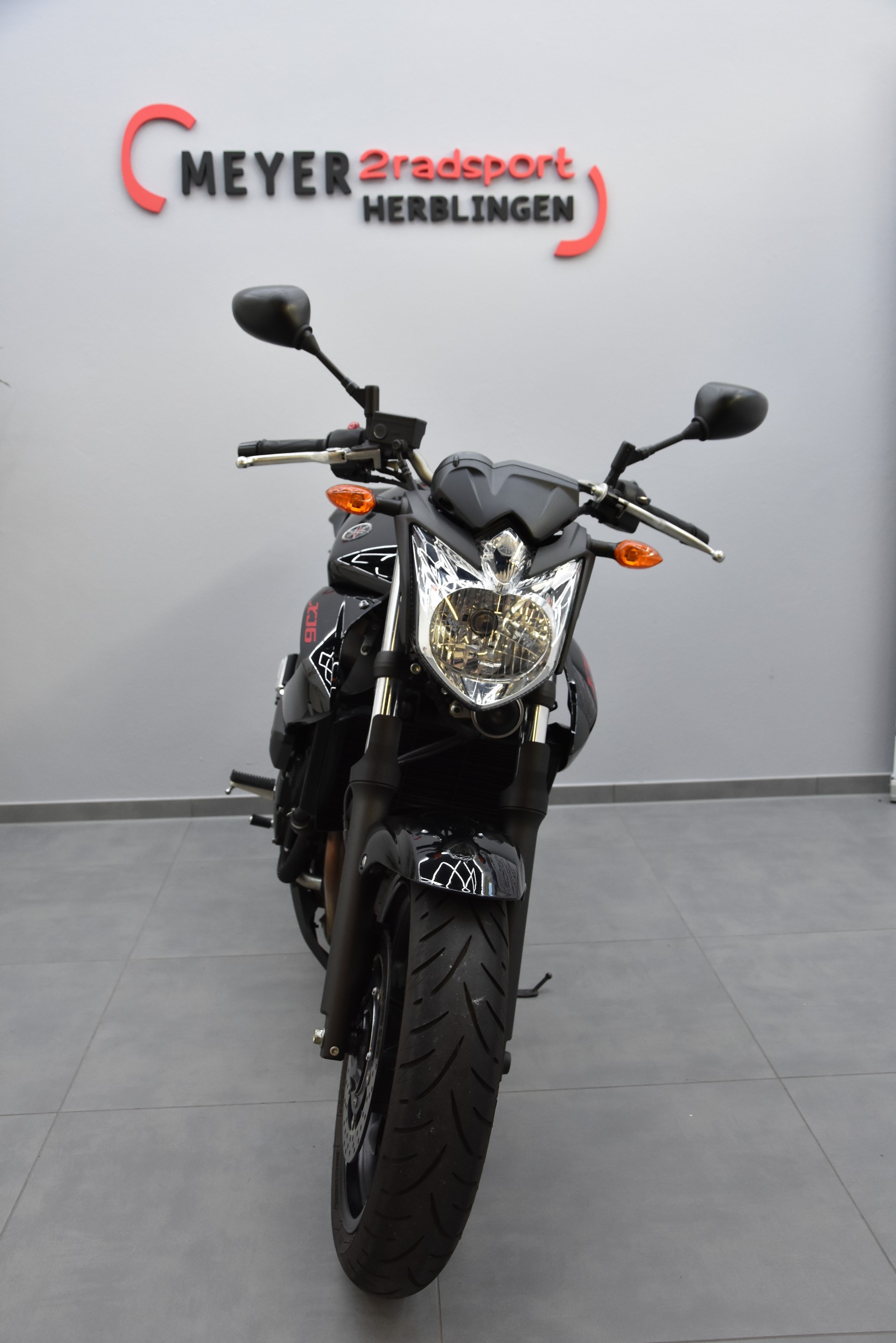 YAMAHA XJ 6 N ABS-image-4