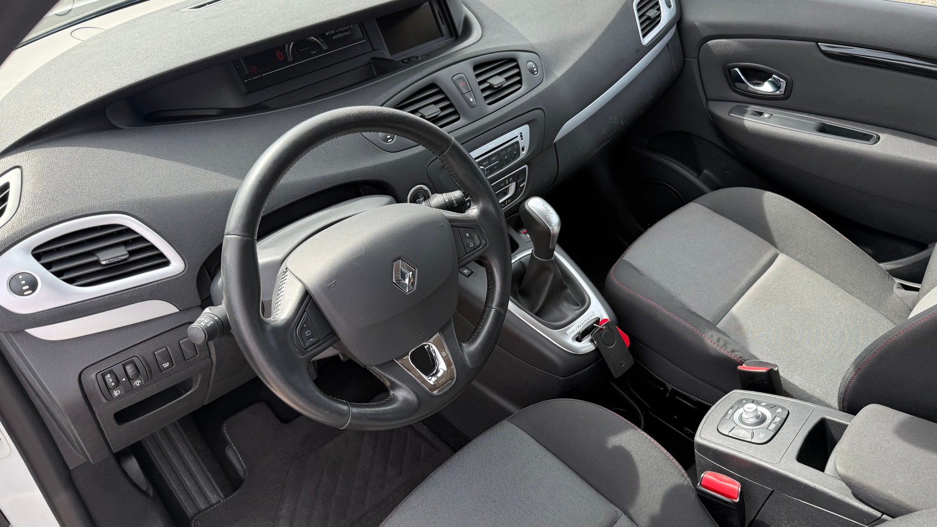 RENAULT Grand Scénic 1.5 dCi Expression EDC-showroom-element-2