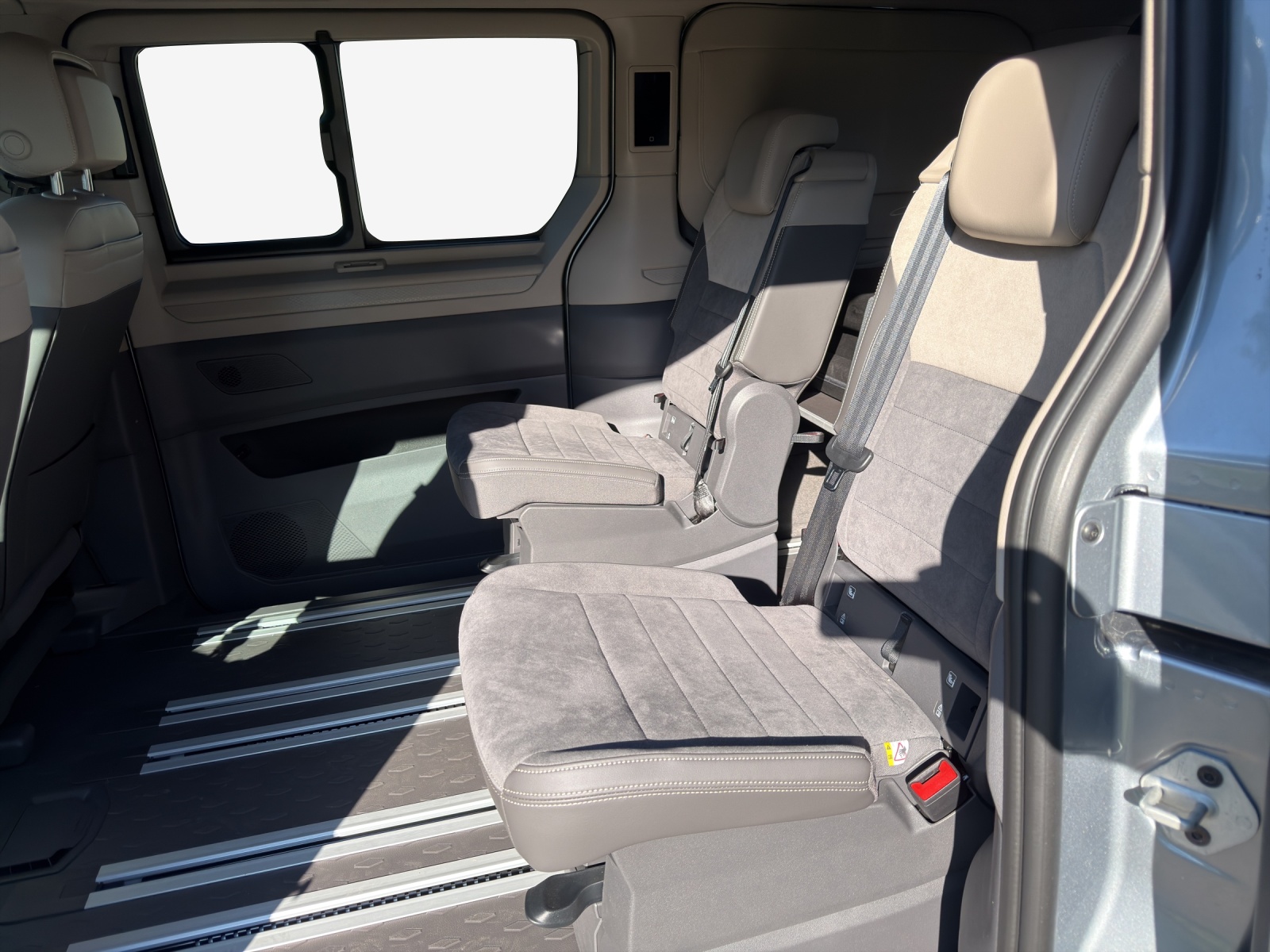 VW California eHybrid Beach Tour 4Motion-image-11